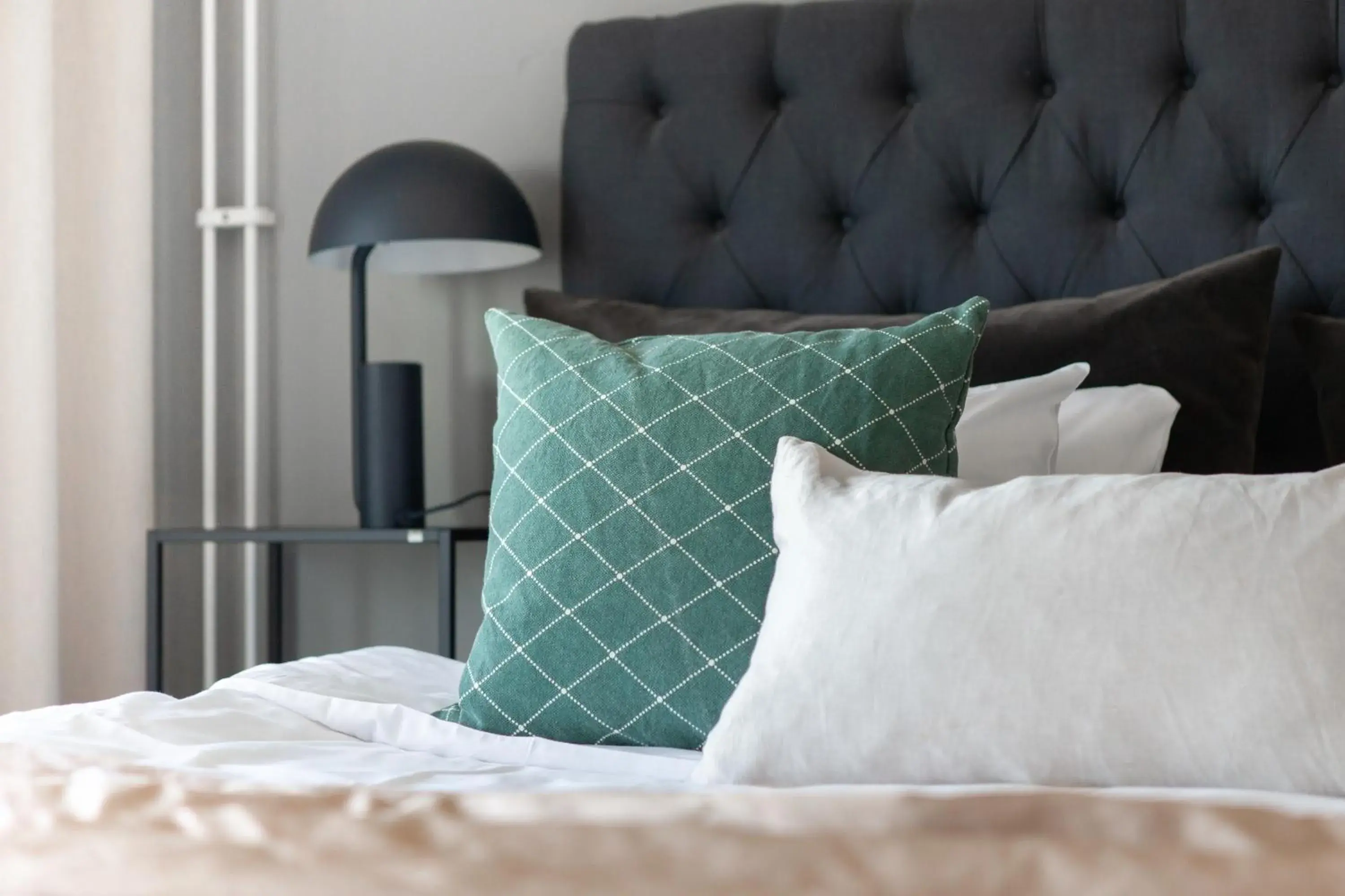 Double Room with Extra Bed in Hotell Bogesund Double Room with Extra Bed in Hotell Bogesund