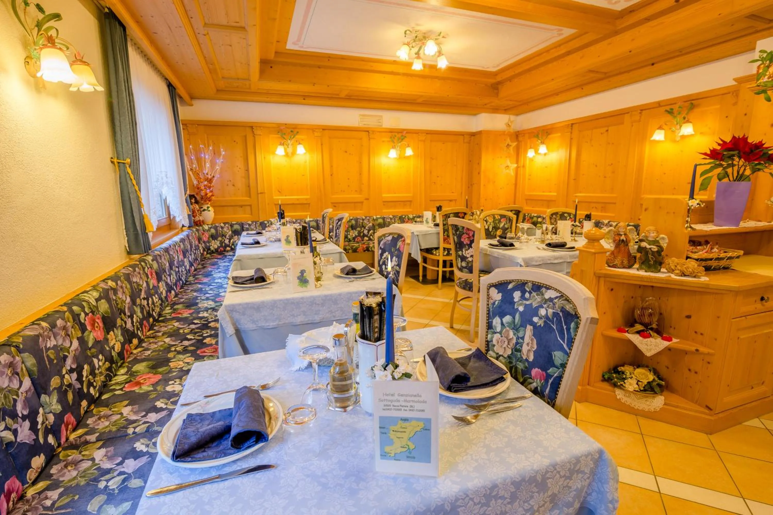 Restaurant/places to eat in Albergo Genzianella