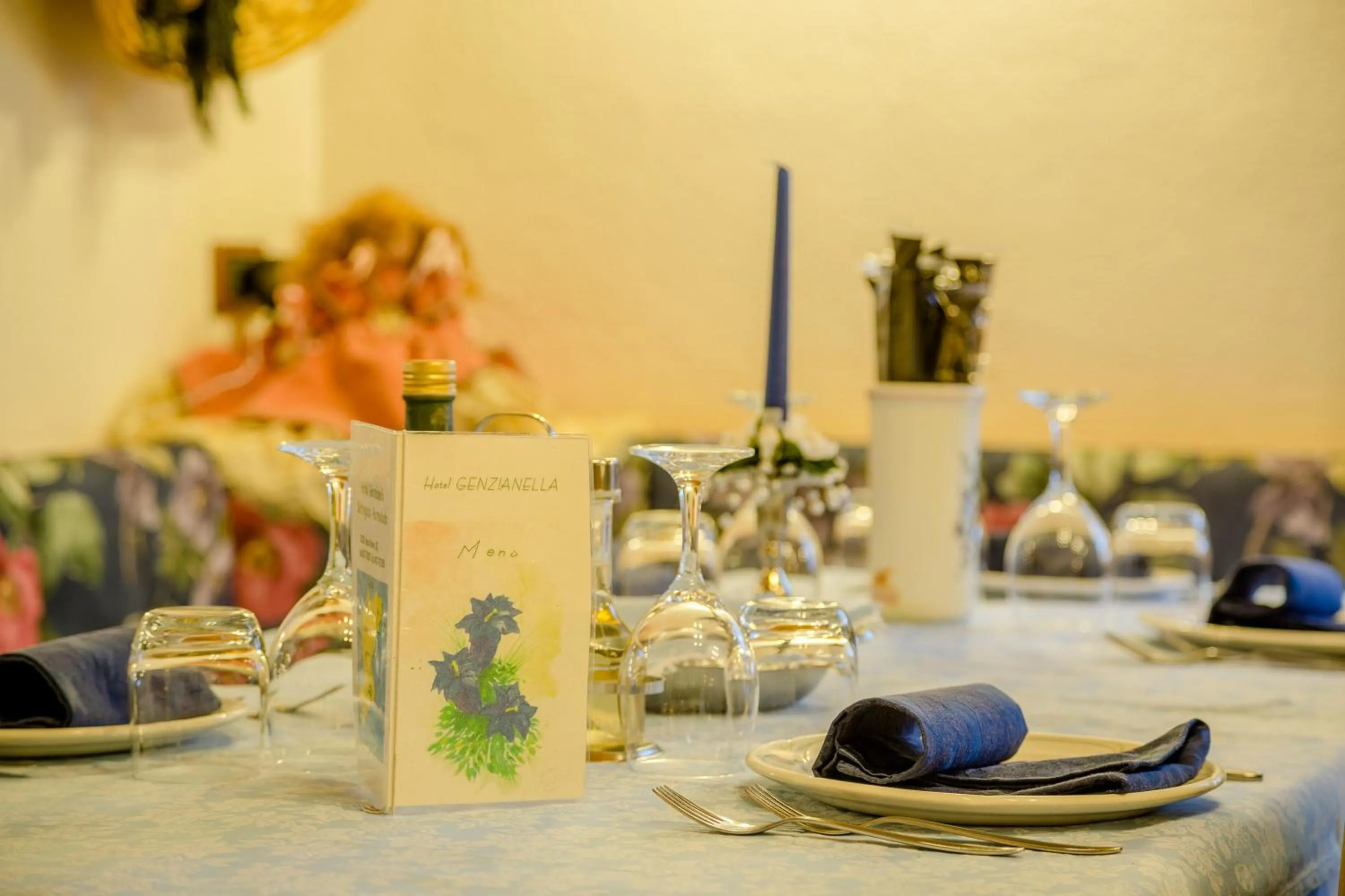 Restaurant/places to eat in Albergo Genzianella