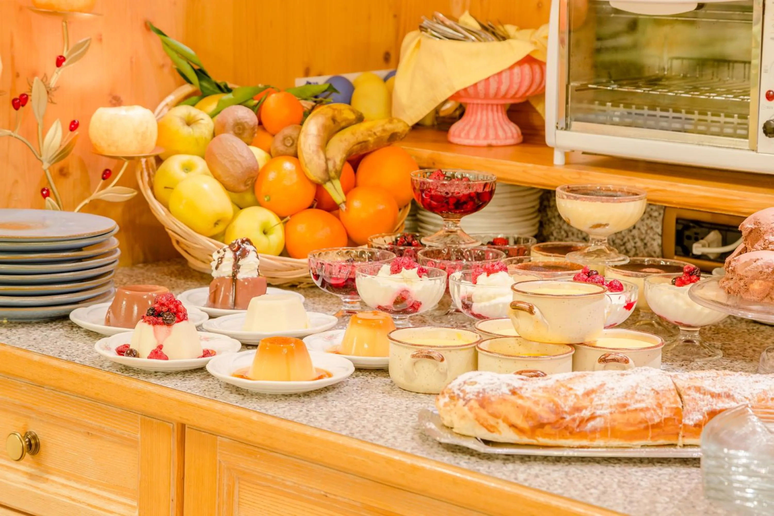 Continental breakfast in Albergo Genzianella