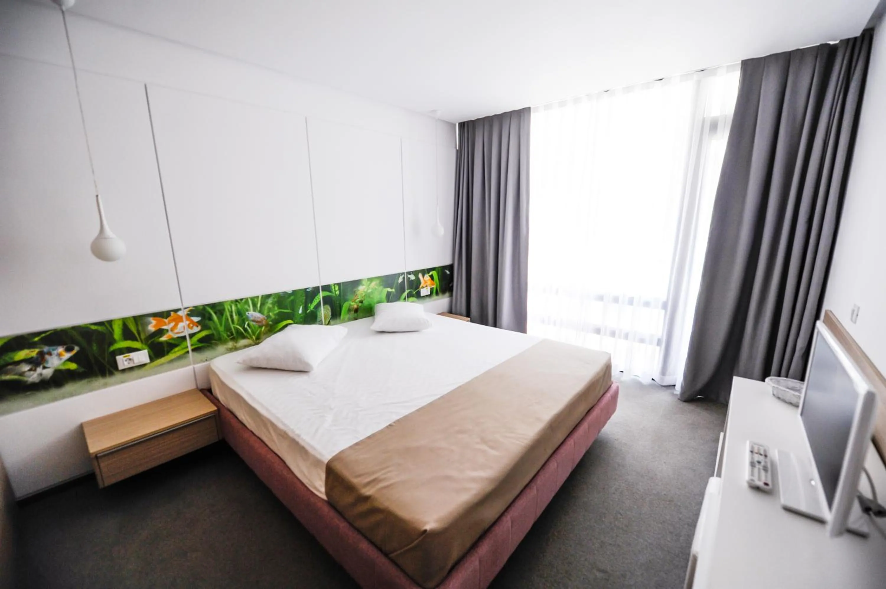 Bathroom, Bed in Hotel Melodia
