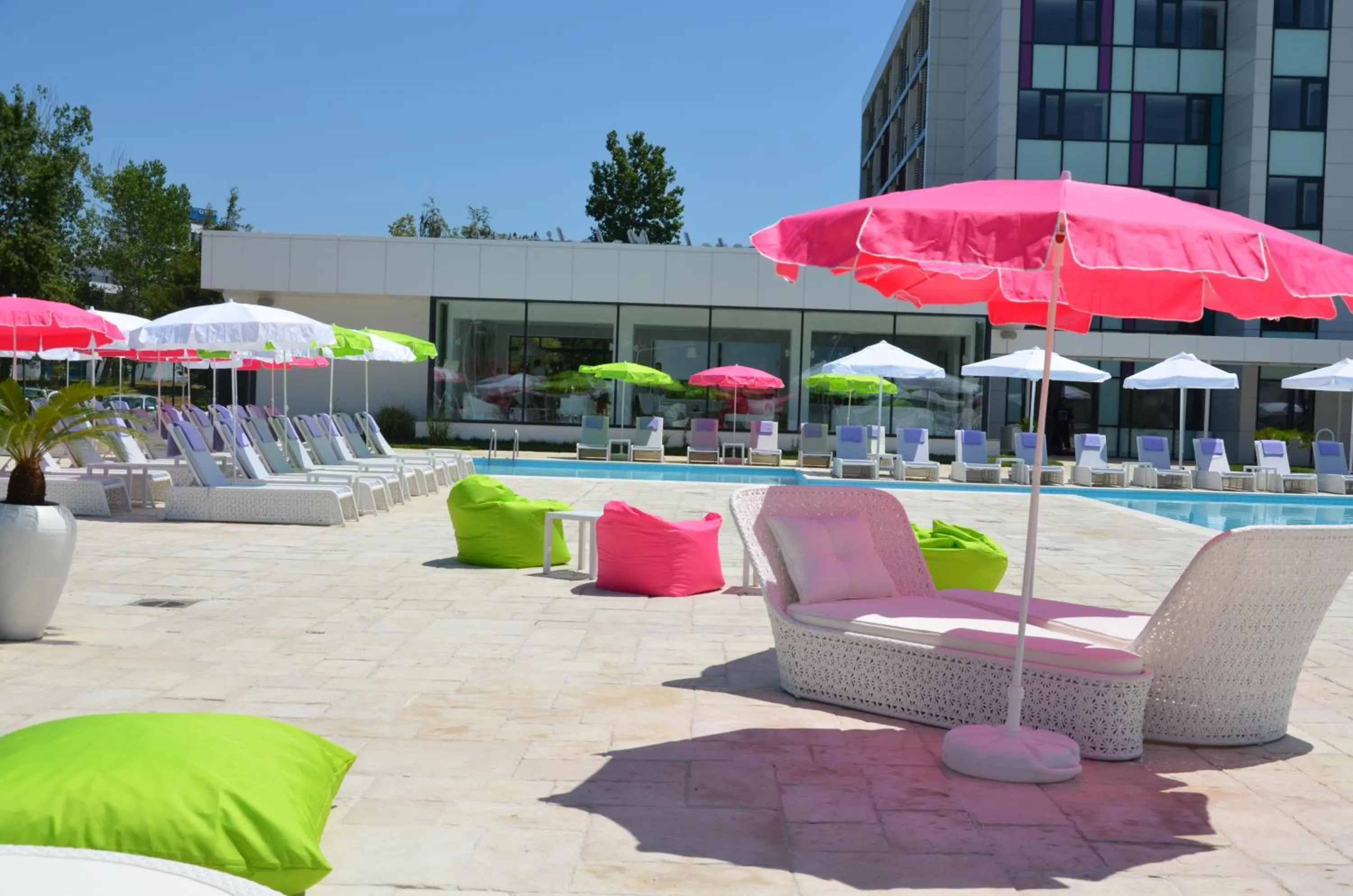 Day in Hotel Melodia