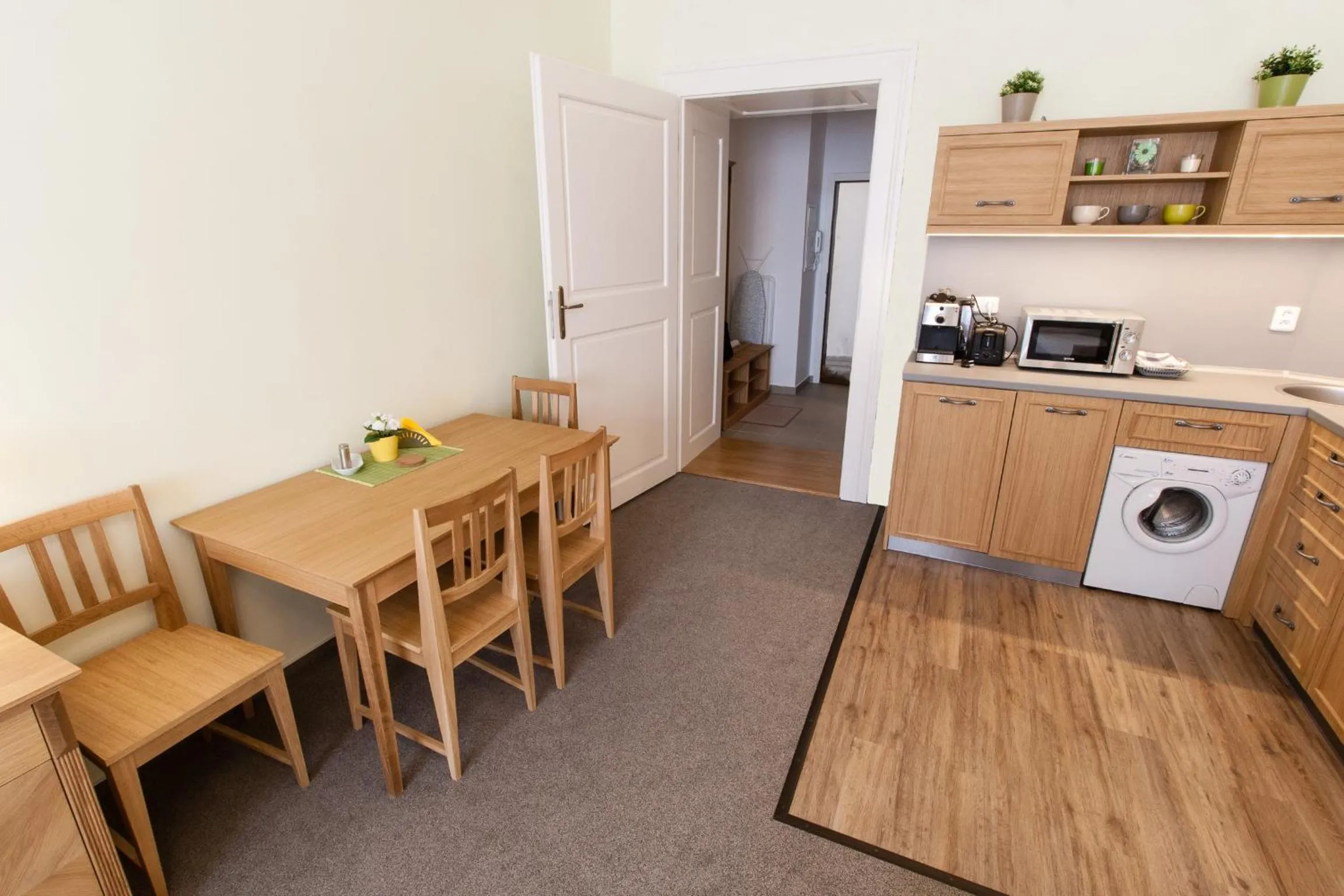 Kitchen or kitchenette in Karlova 25 Apartments