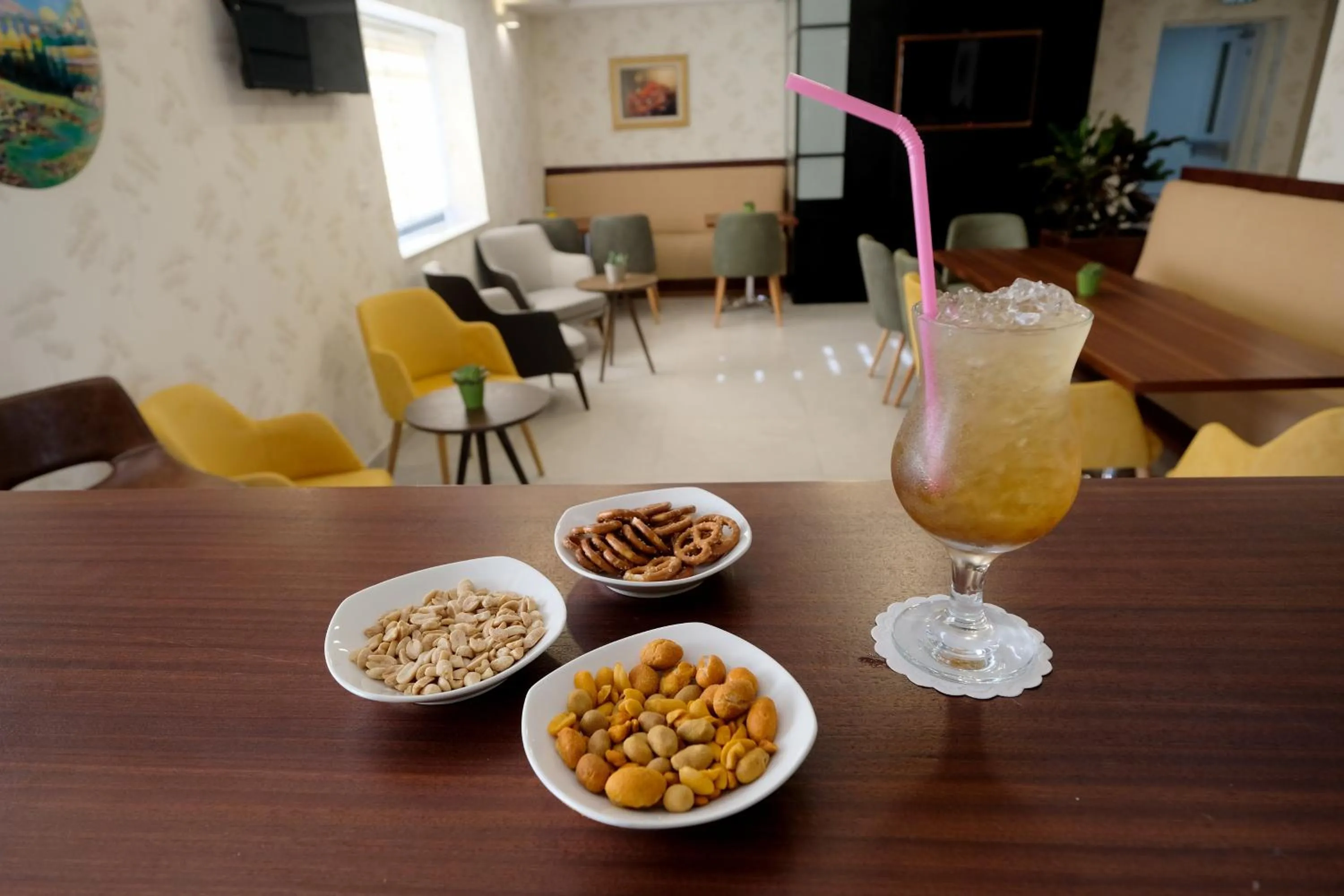 Lounge or bar in Tantur Hills Hotel - Jerusalem