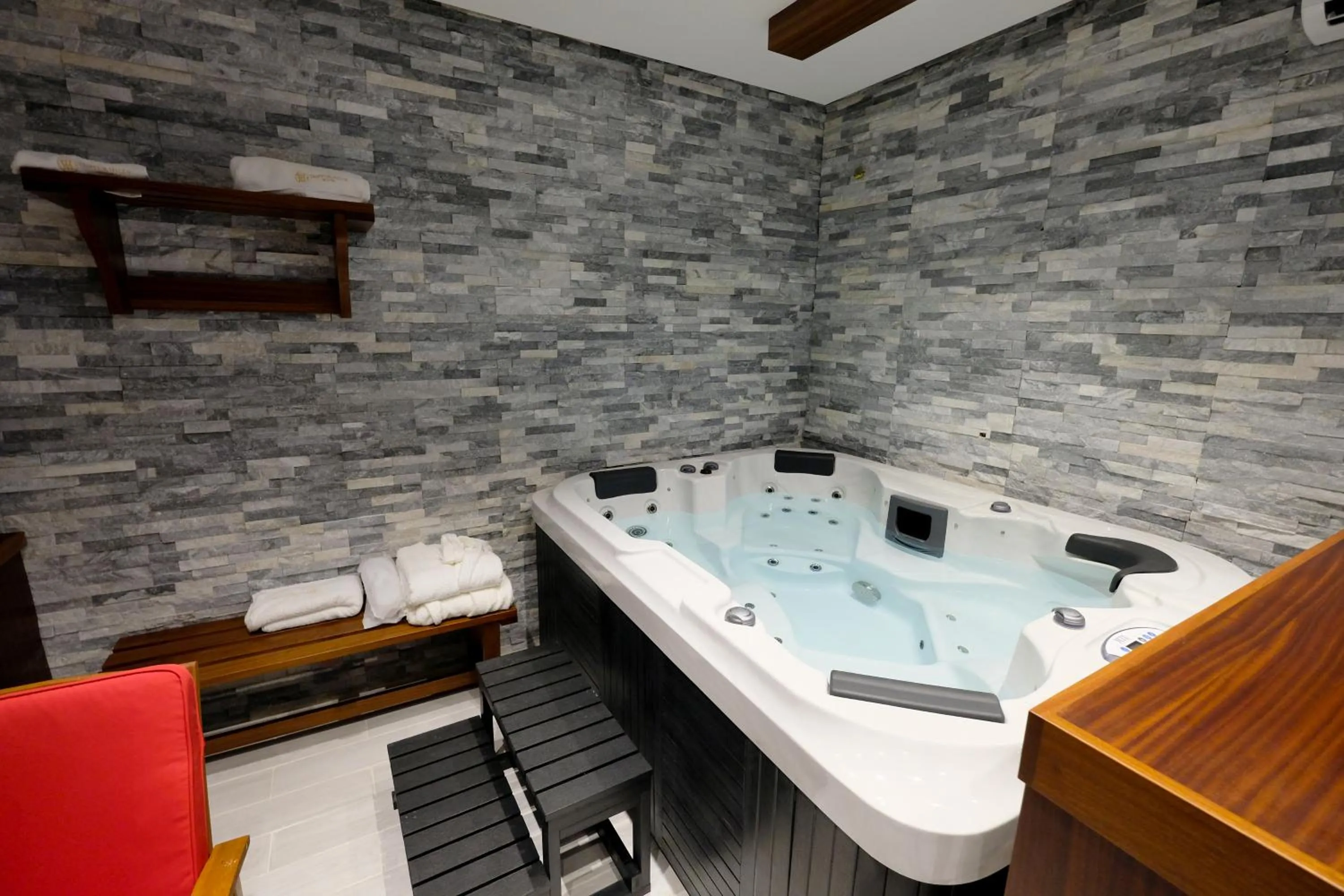 Spa and wellness centre/facilities in Tantur Hills Hotel - Jerusalem