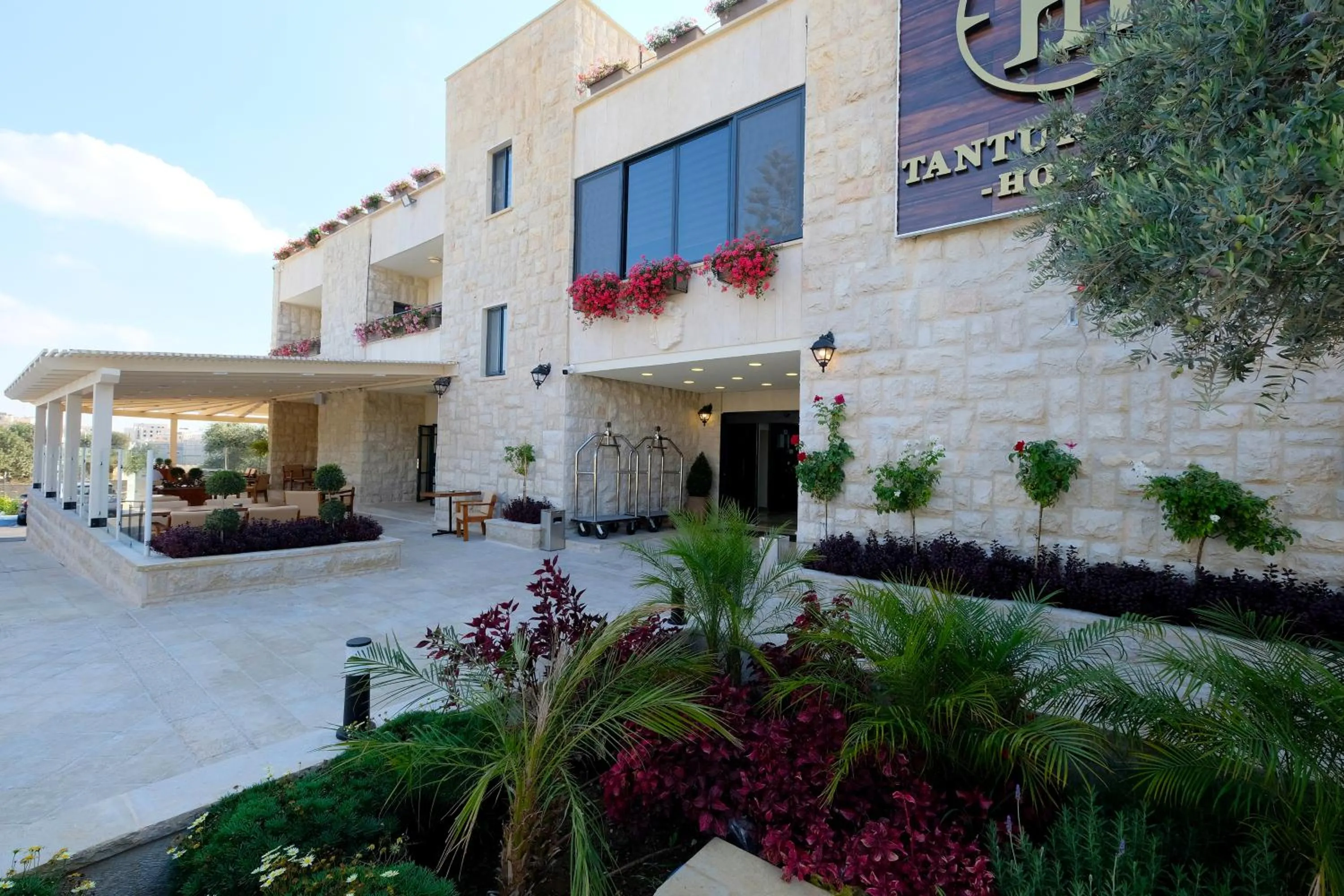 Property building in Tantur Hills Hotel - Jerusalem