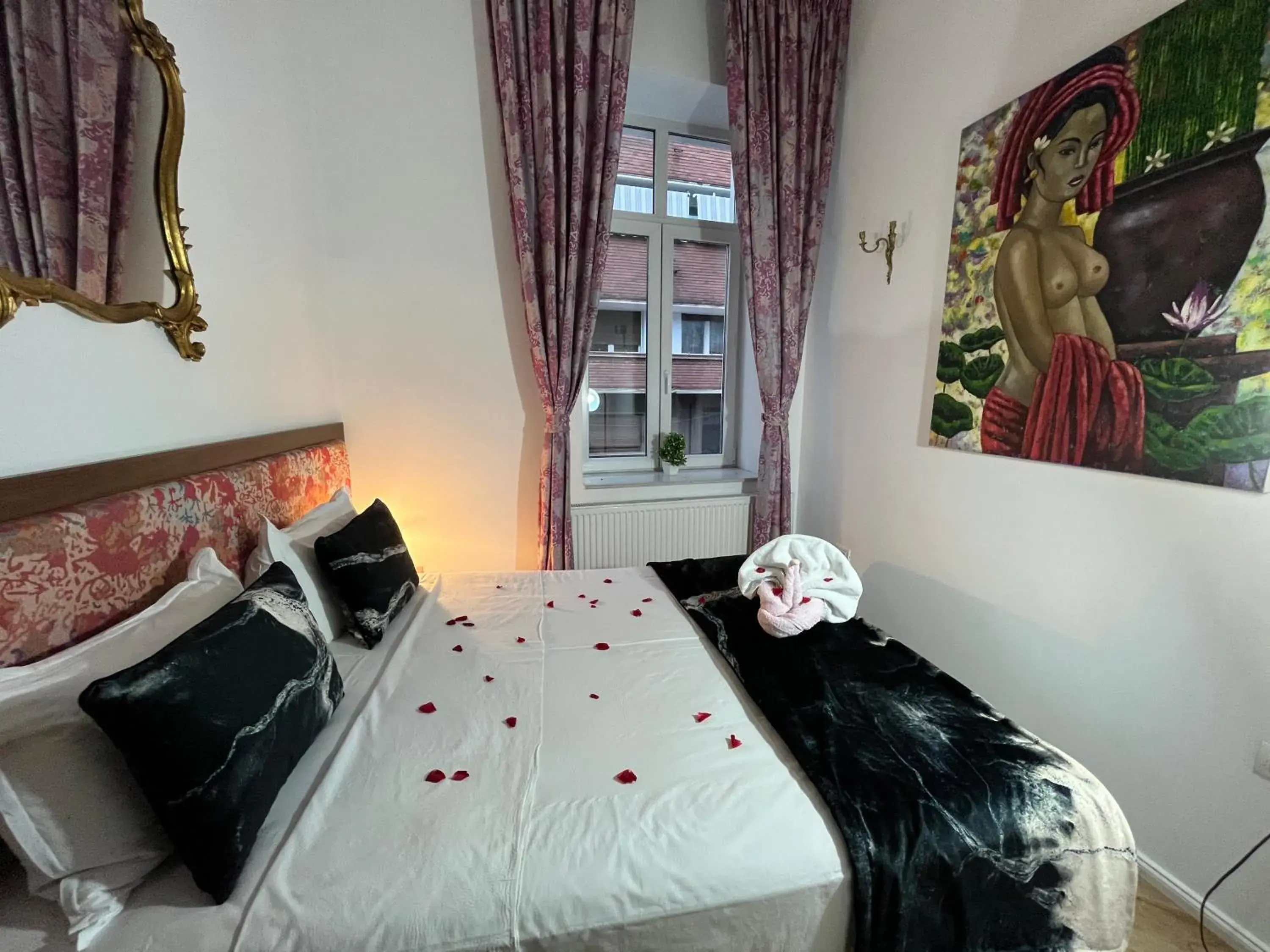 Bed in Hotel Michelangelo Bed in Hotel Michelangelo