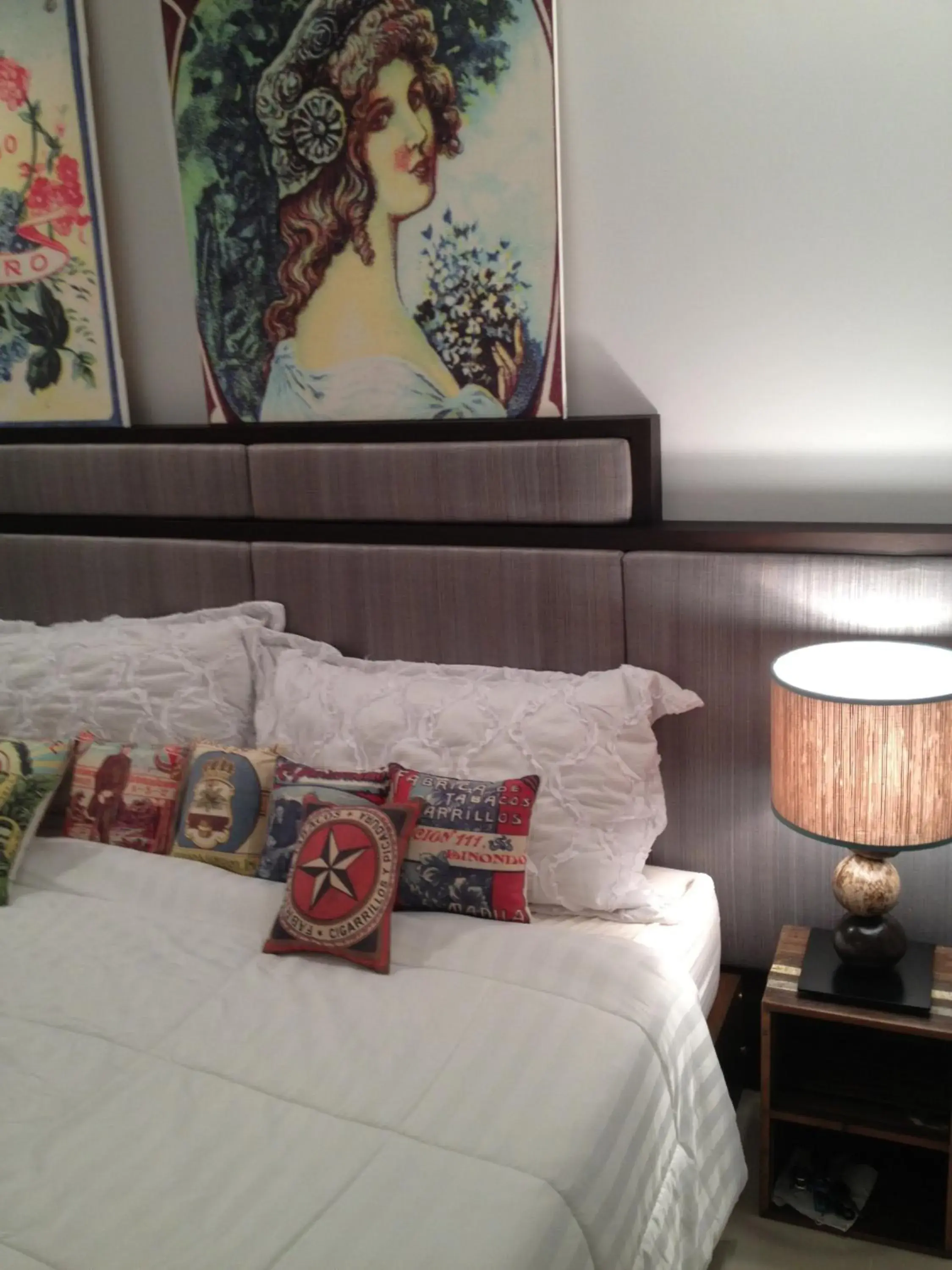 Decorative detail, Bed in Tumon Bel-Air Serviced Residence Decorative detail, Bed in Tumon Bel-Air Serviced Residence