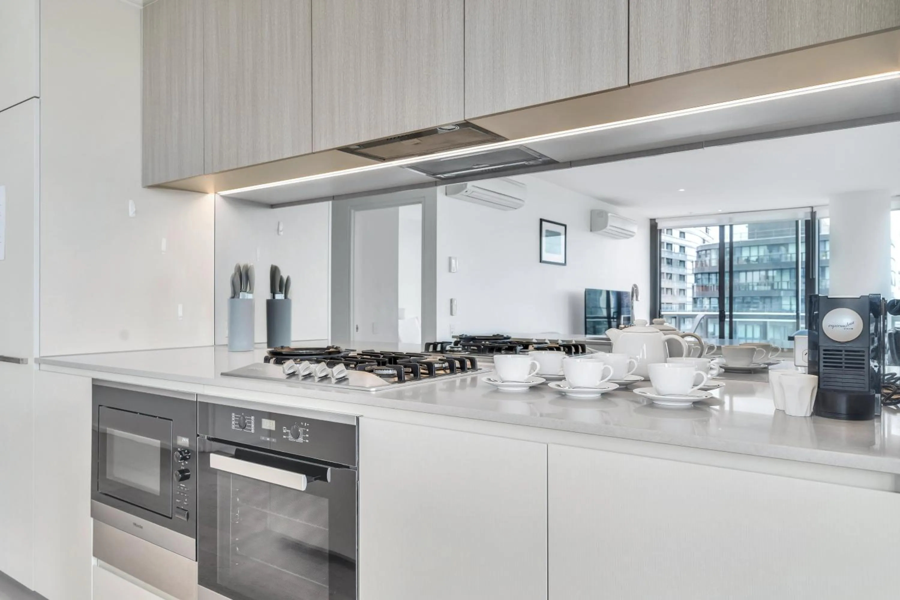 Coffee/tea facilities in Melbourne Lifestyle Apartments - Best Views on Collins