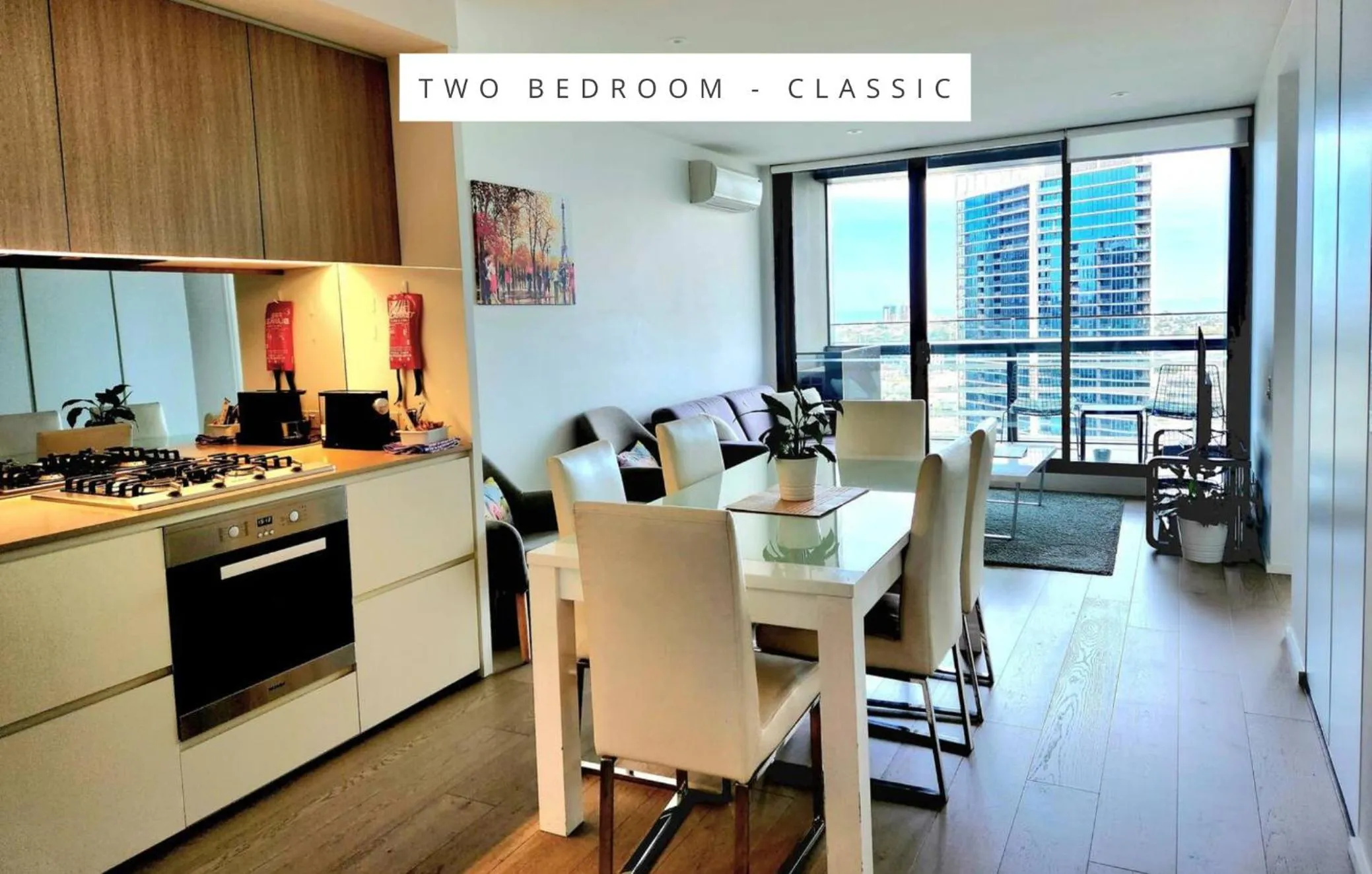 Kitchen or kitchenette in Melbourne Lifestyle Apartments - Best Views on Collins