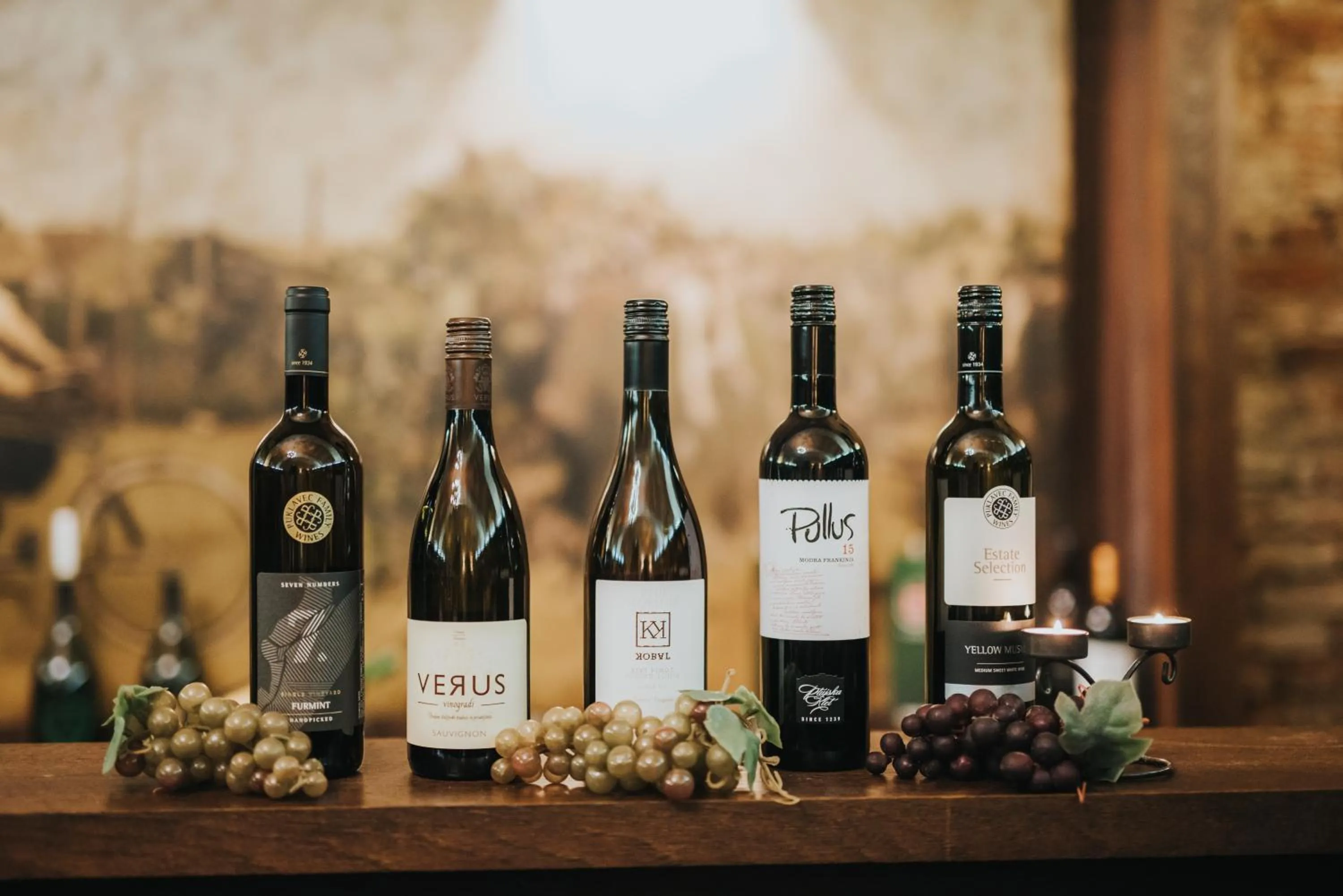 Lounge or bar in Hotel Mitra, Story Hotels