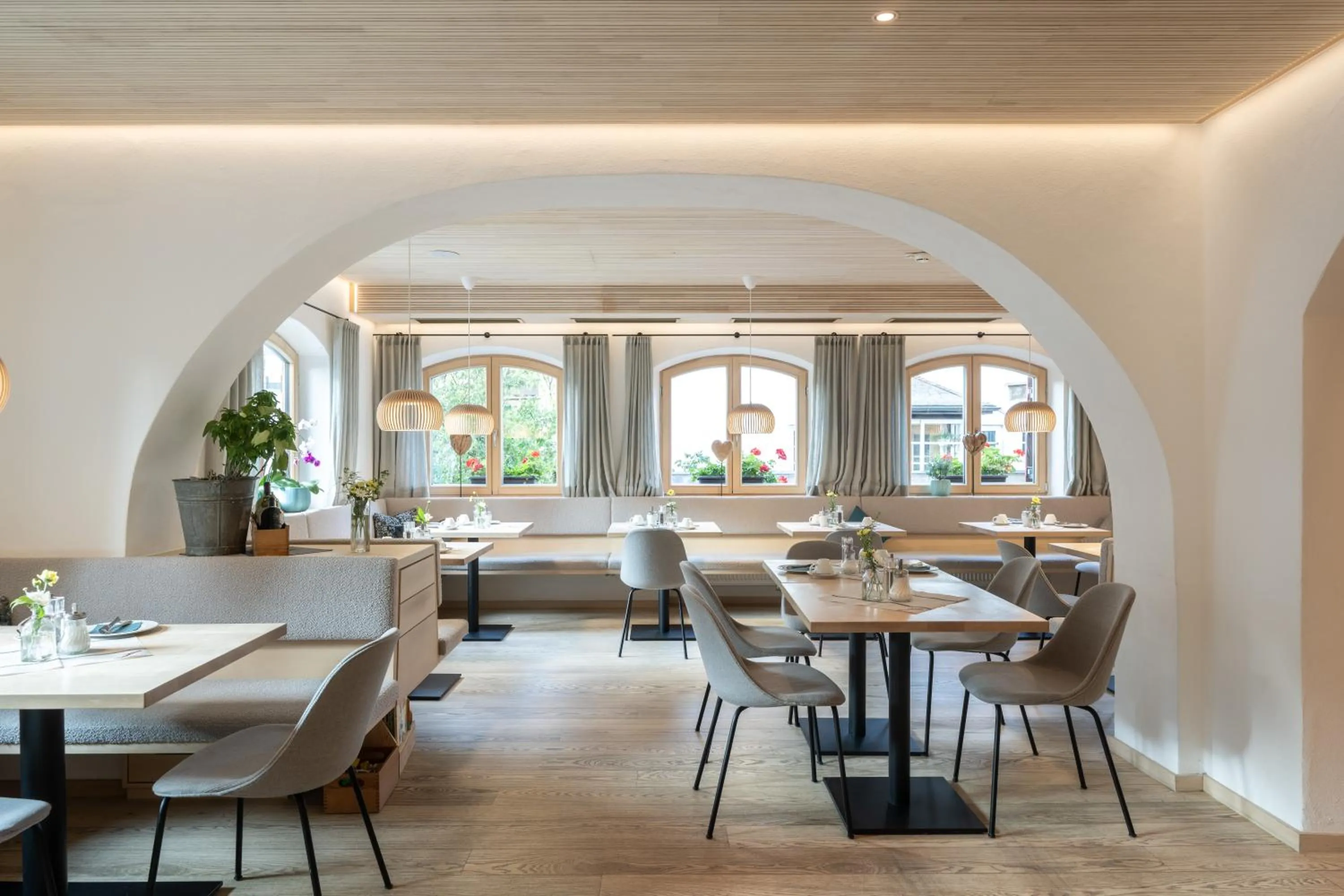 Restaurant/places to eat in Aparthotel Weinklause Superior