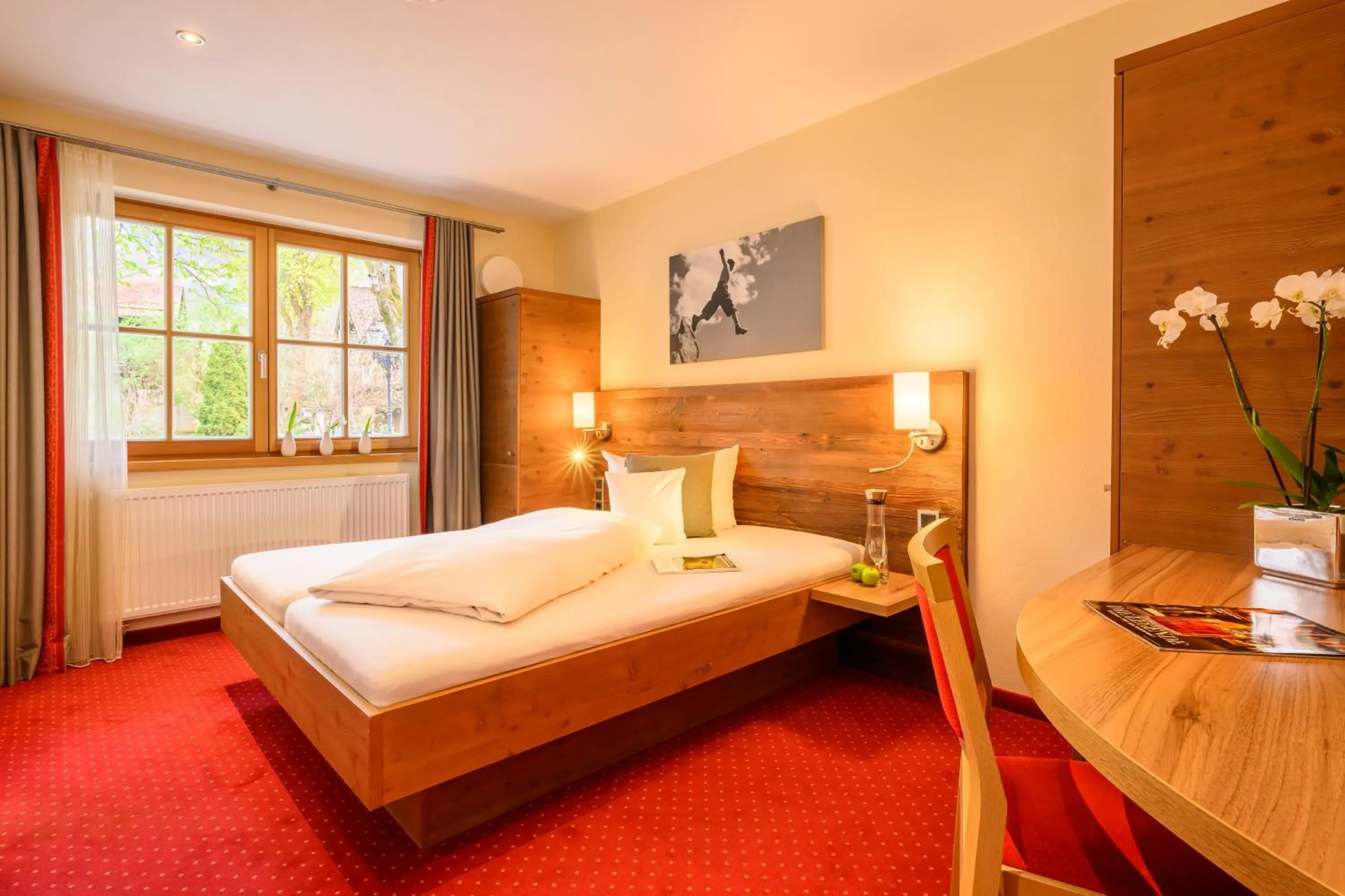 Photo of the whole room, Bed in Aparthotel Weinklause Superior