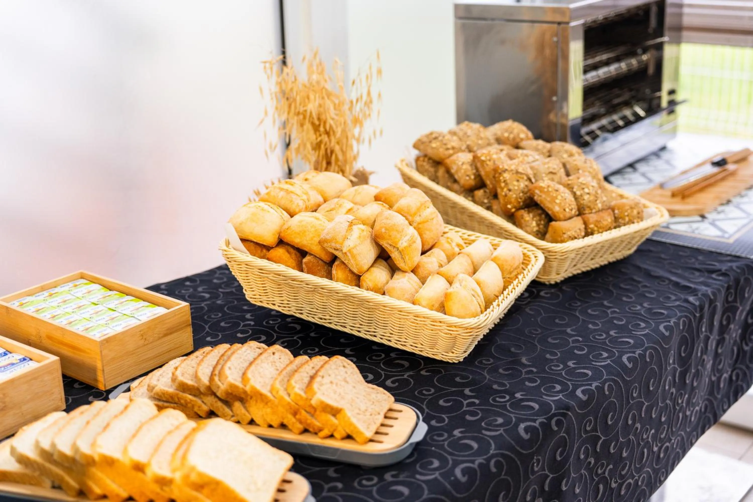 Breakfast in Spirit Hotel Fonte Real - Antigo Hotel Flora