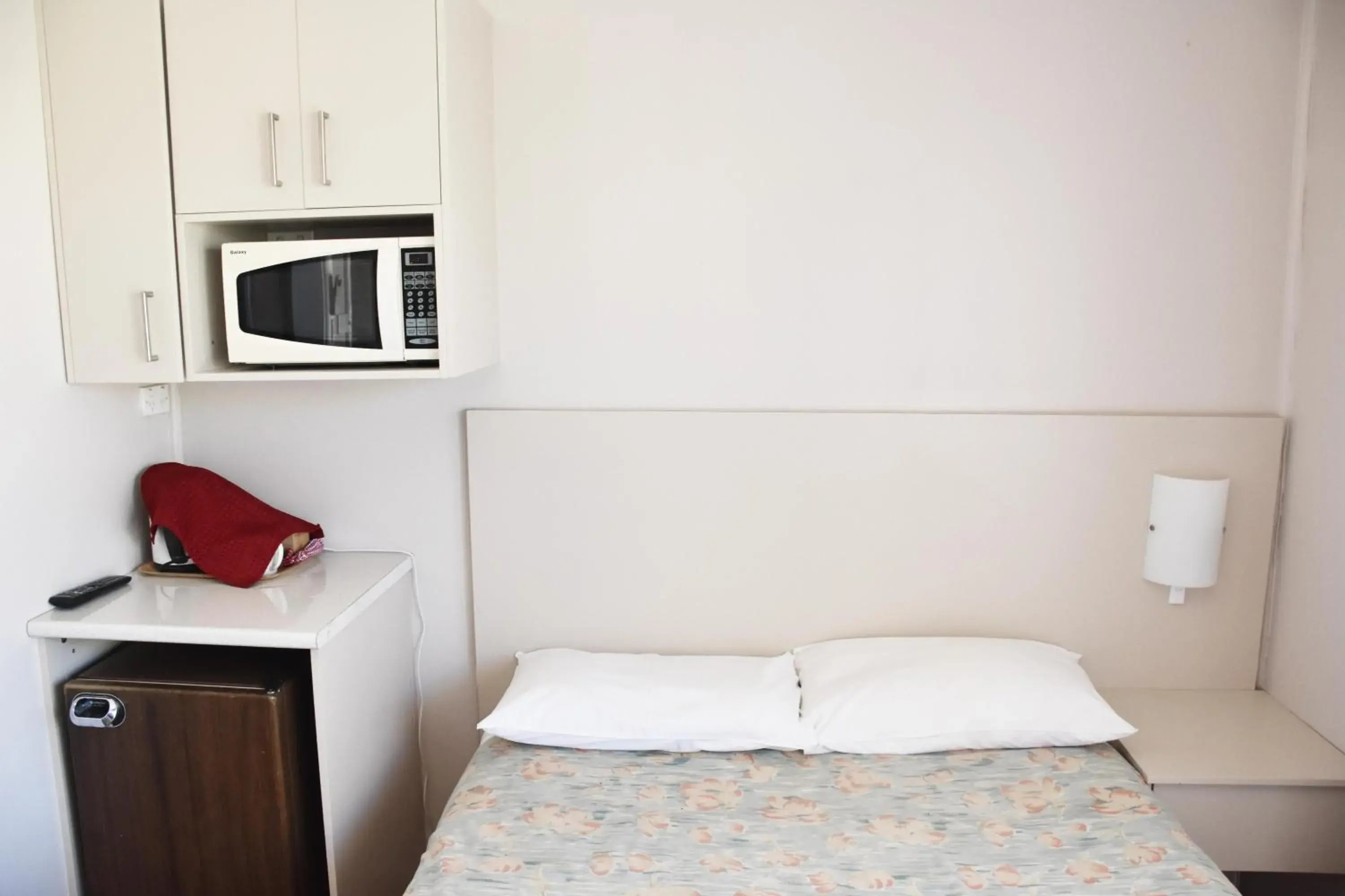 Standard Double Room in Hillview Motel Standard Double Room in Hillview Motel