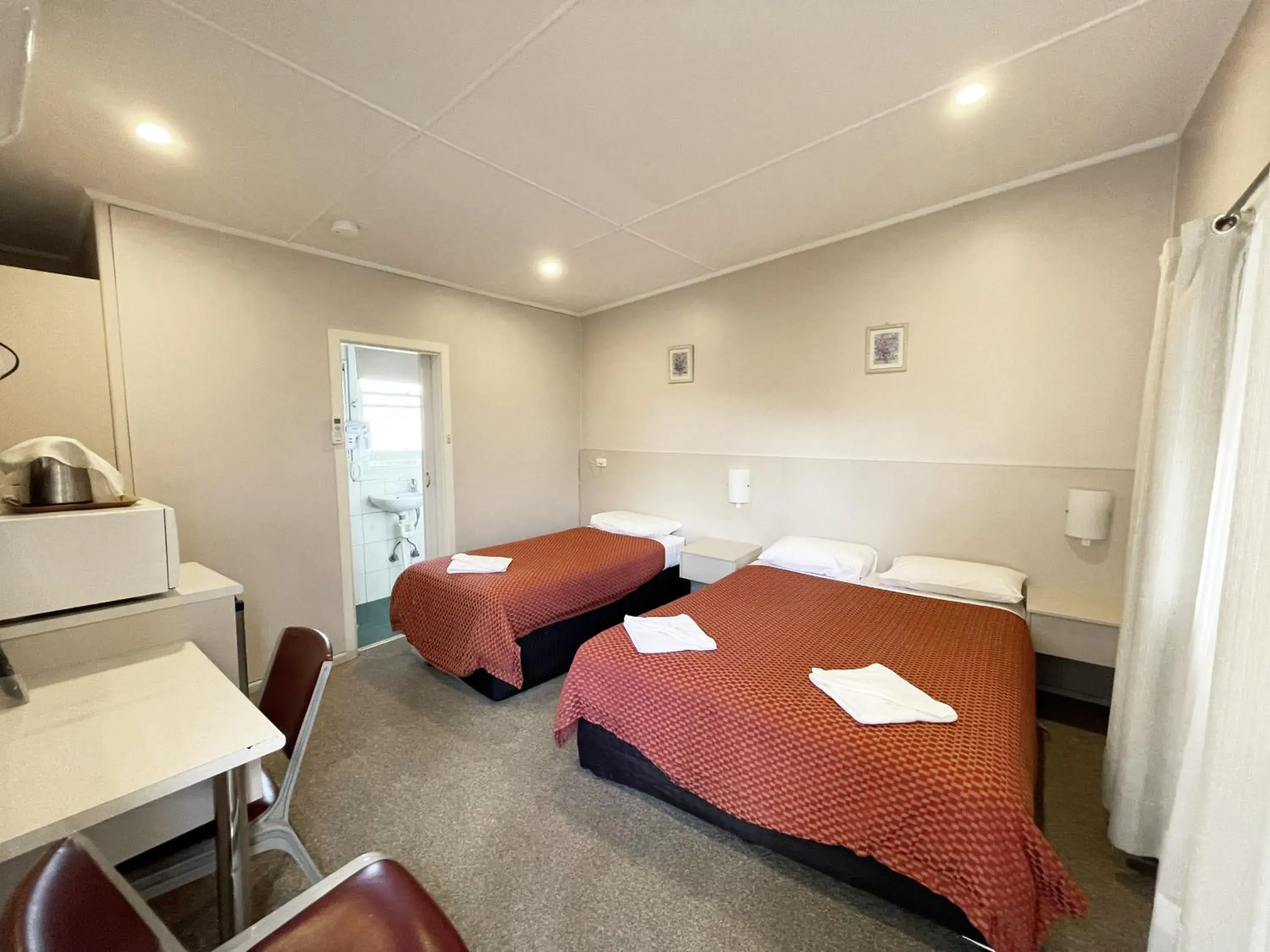 Standard Family Room in Hillview Motel Standard Family Room in Hillview Motel