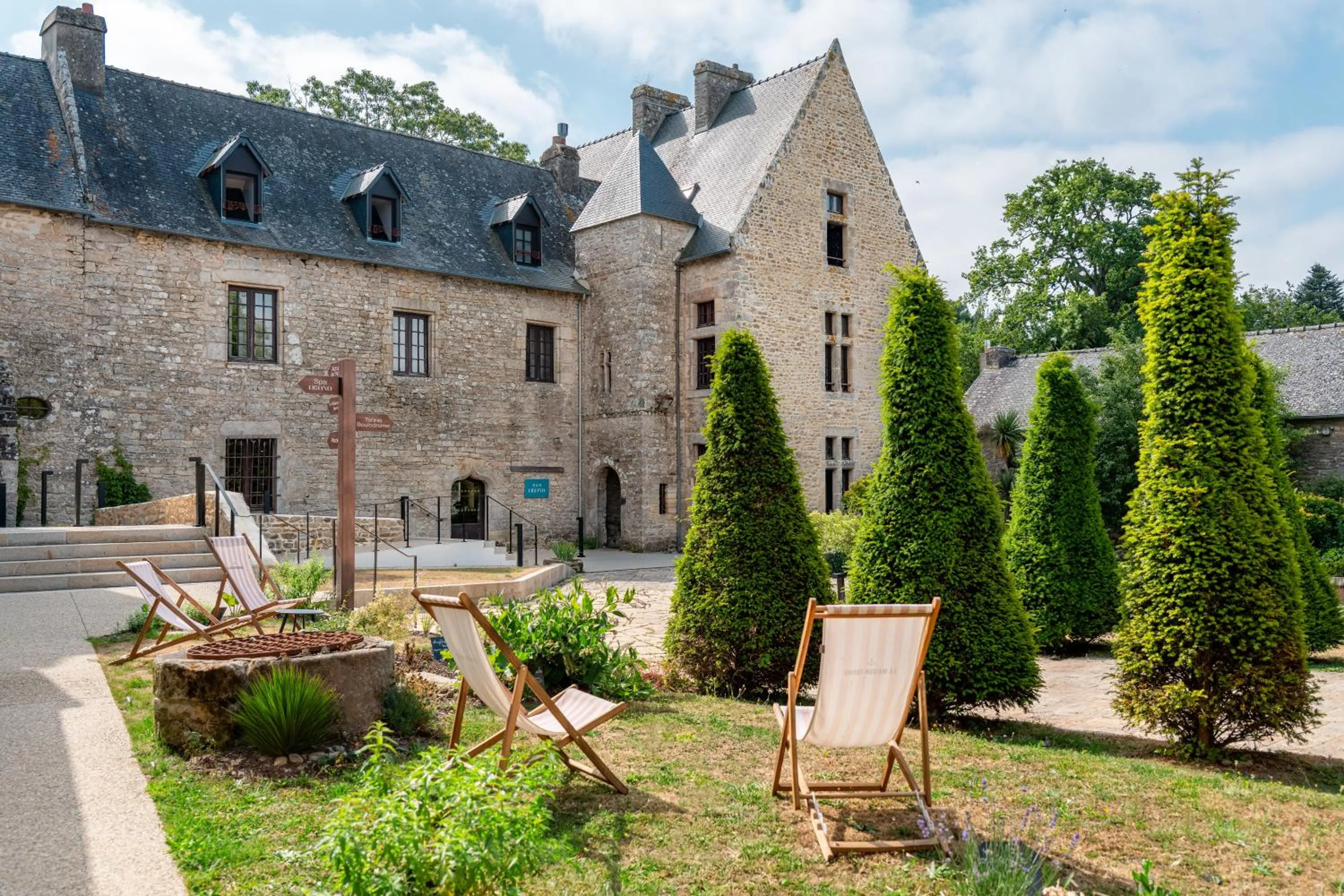 Facade/entrance in La Maison OBONO Hôtel & Spa
