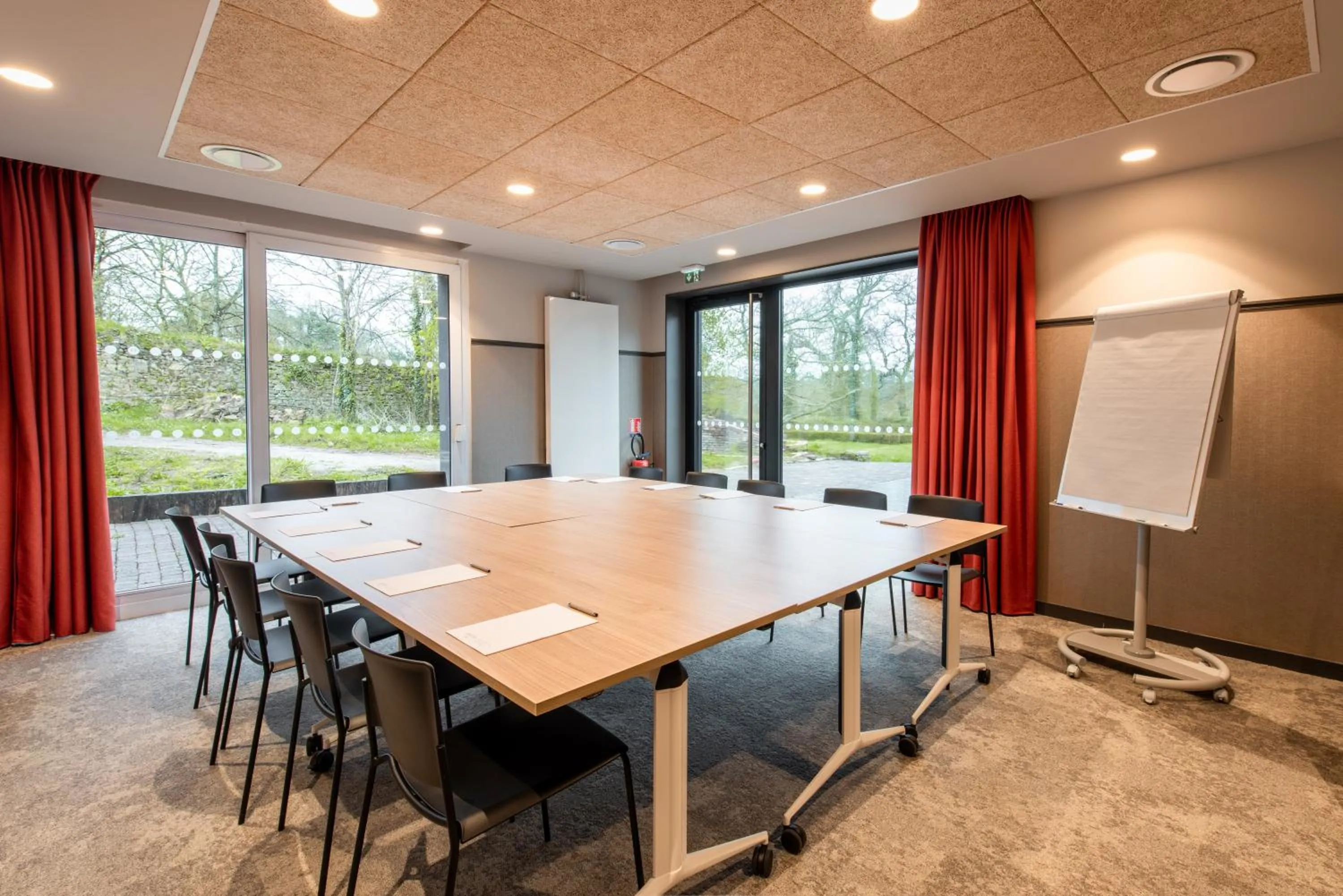 Meeting/conference room in La Maison OBONO Hôtel & Spa