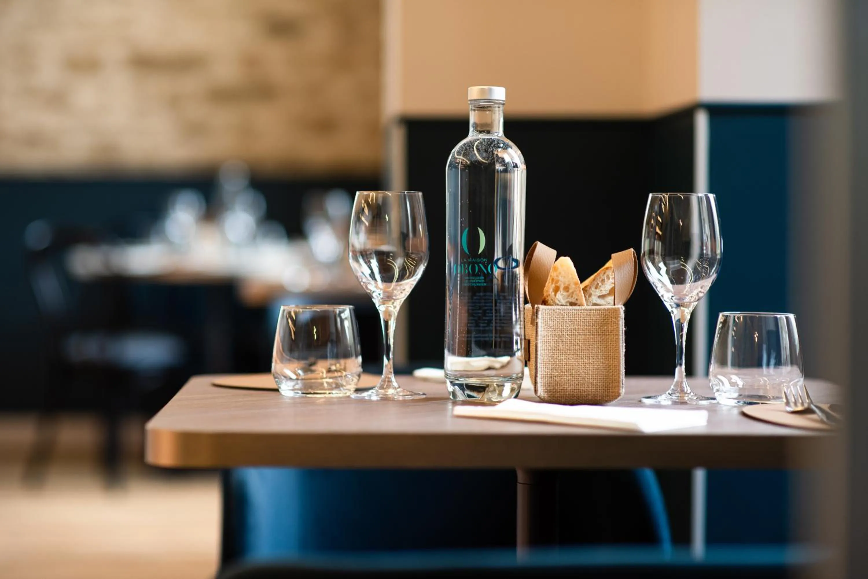 Lounge or bar in La Maison OBONO Hôtel & Spa