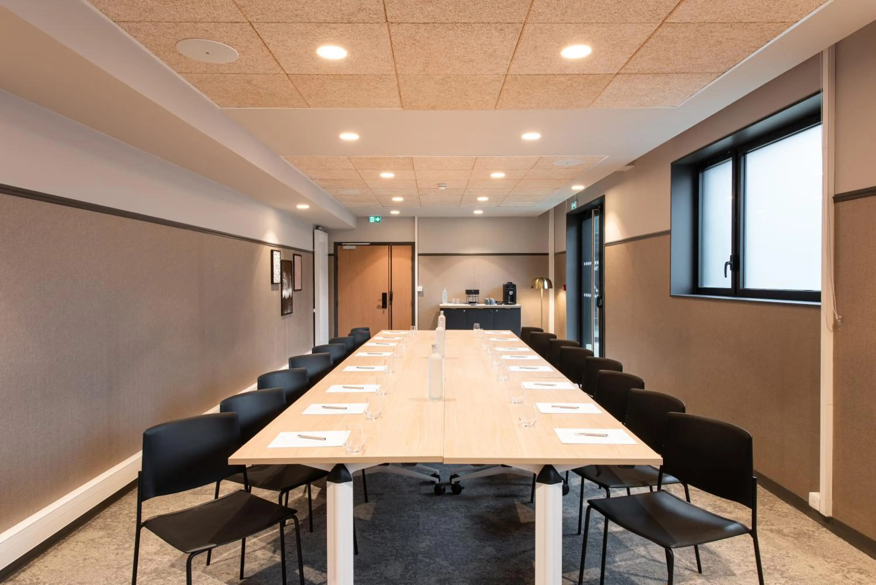 Meeting/conference room in La Maison OBONO Hôtel & Spa