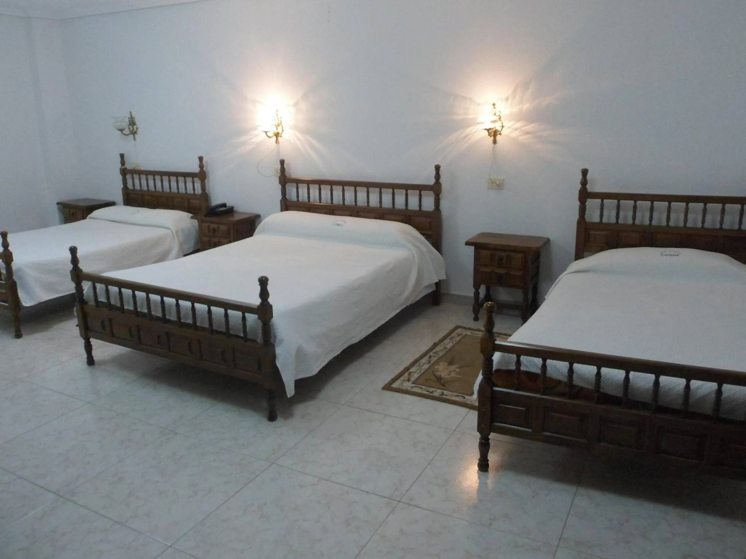 Photo of the whole room, Bed in Hotel Conde