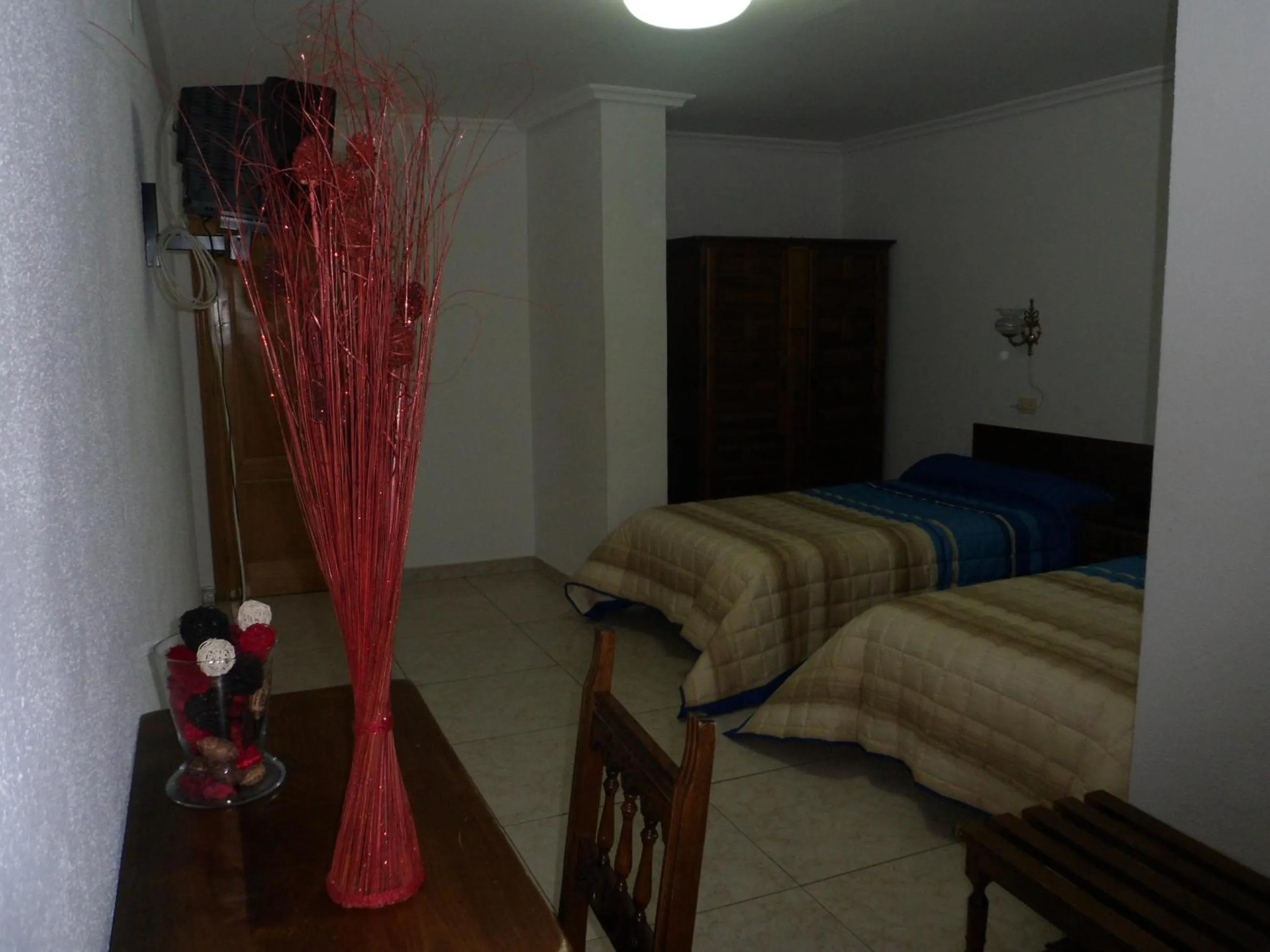 Photo of the whole room, Bed in Hotel Conde