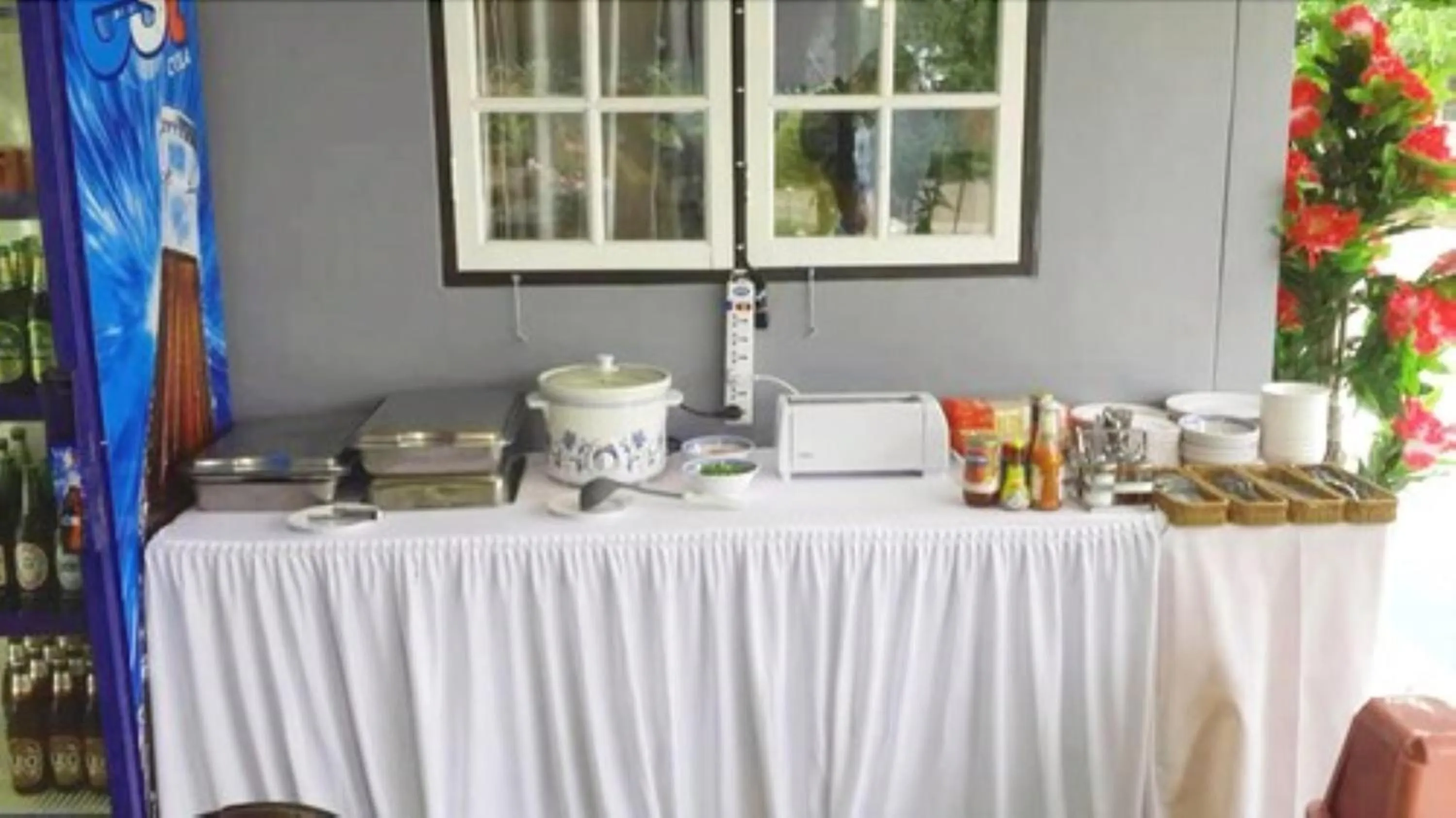 Breakfast in The Money Inn