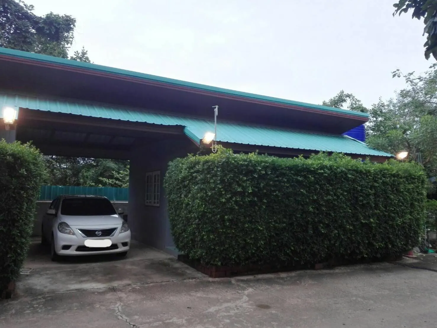 Property building in The Money Inn