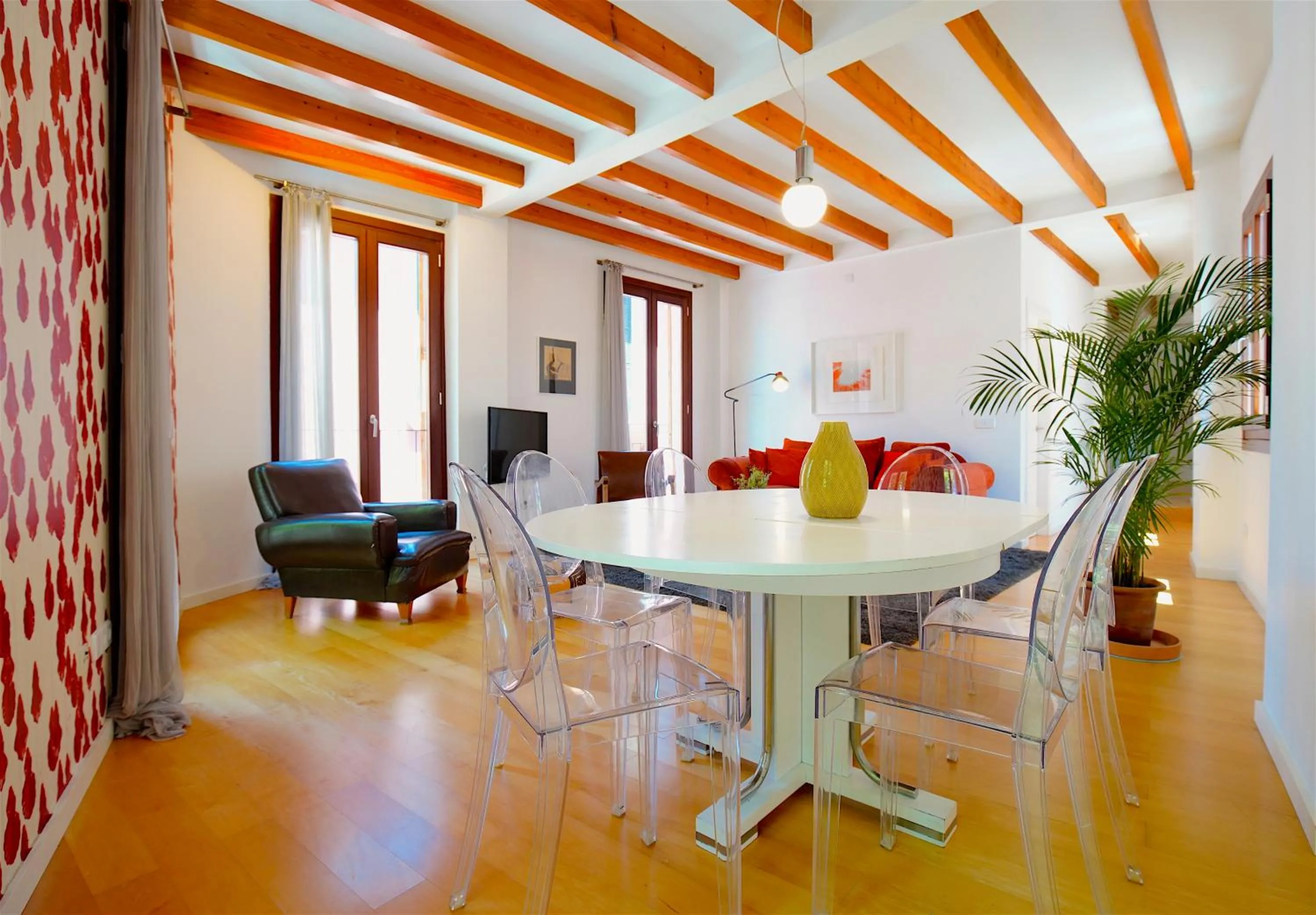 Dining area in Montmari - Turismo de Interior