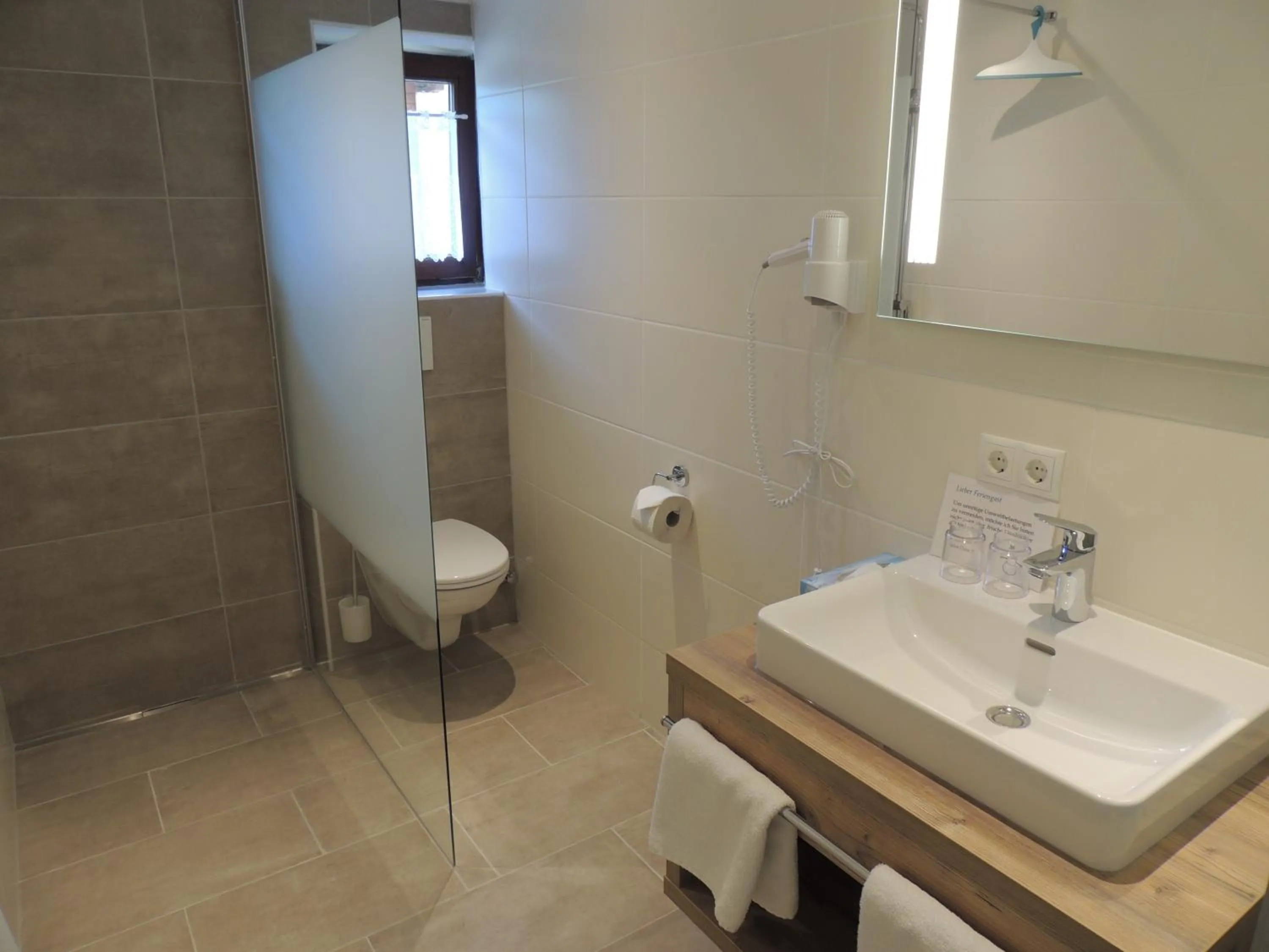 Bathroom in Pension Winnebach