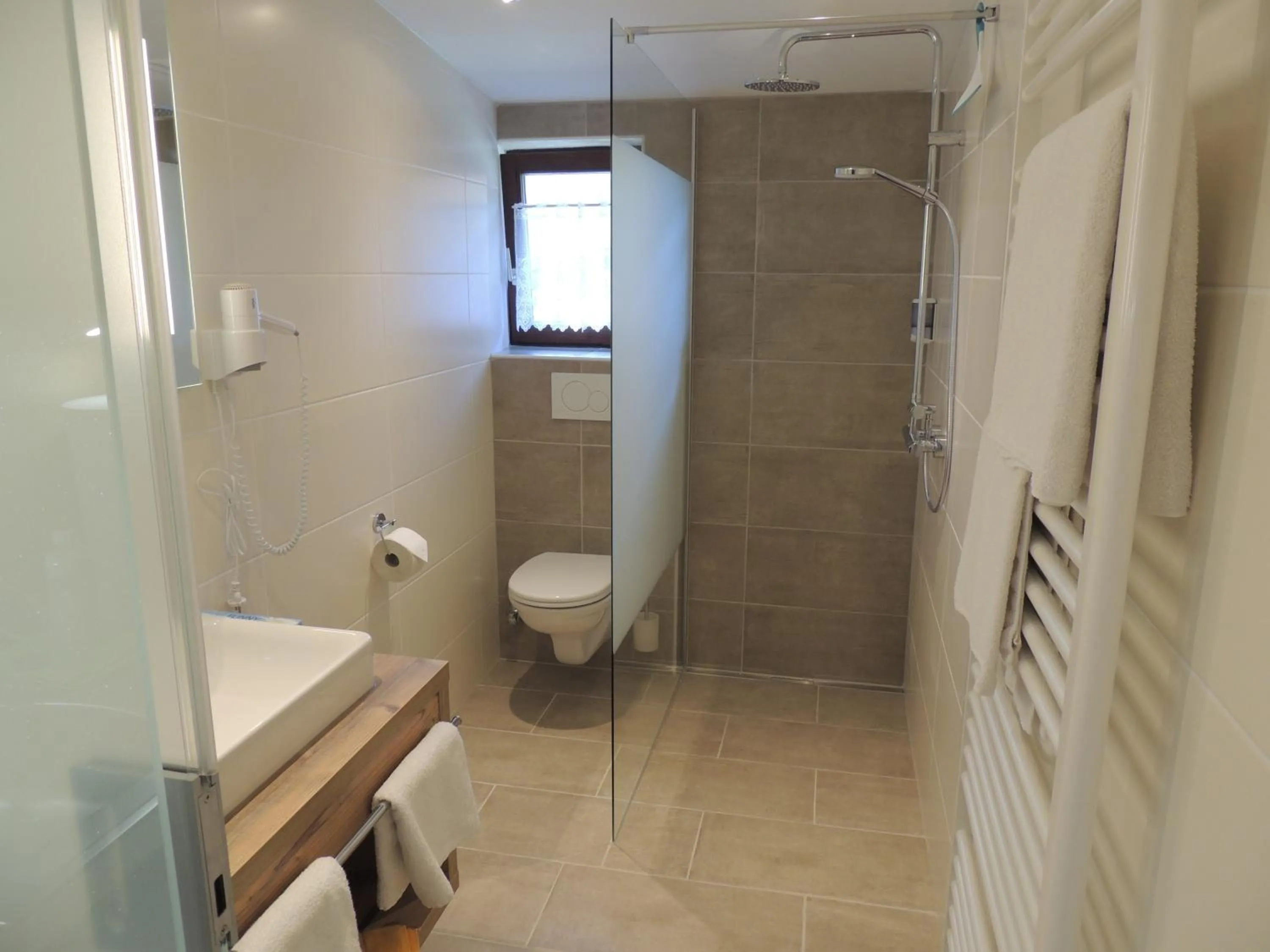 Bathroom in Pension Winnebach