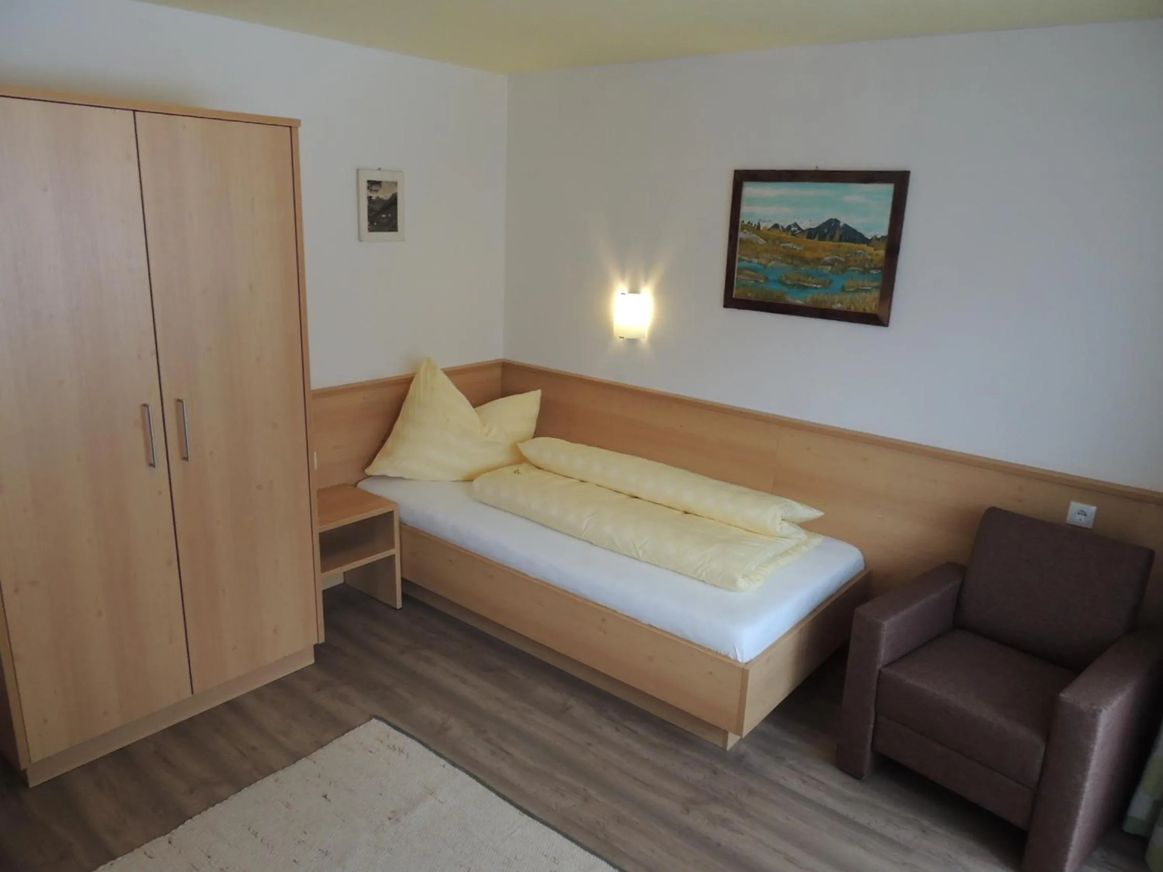 Bedroom, Bed in Pension Winnebach