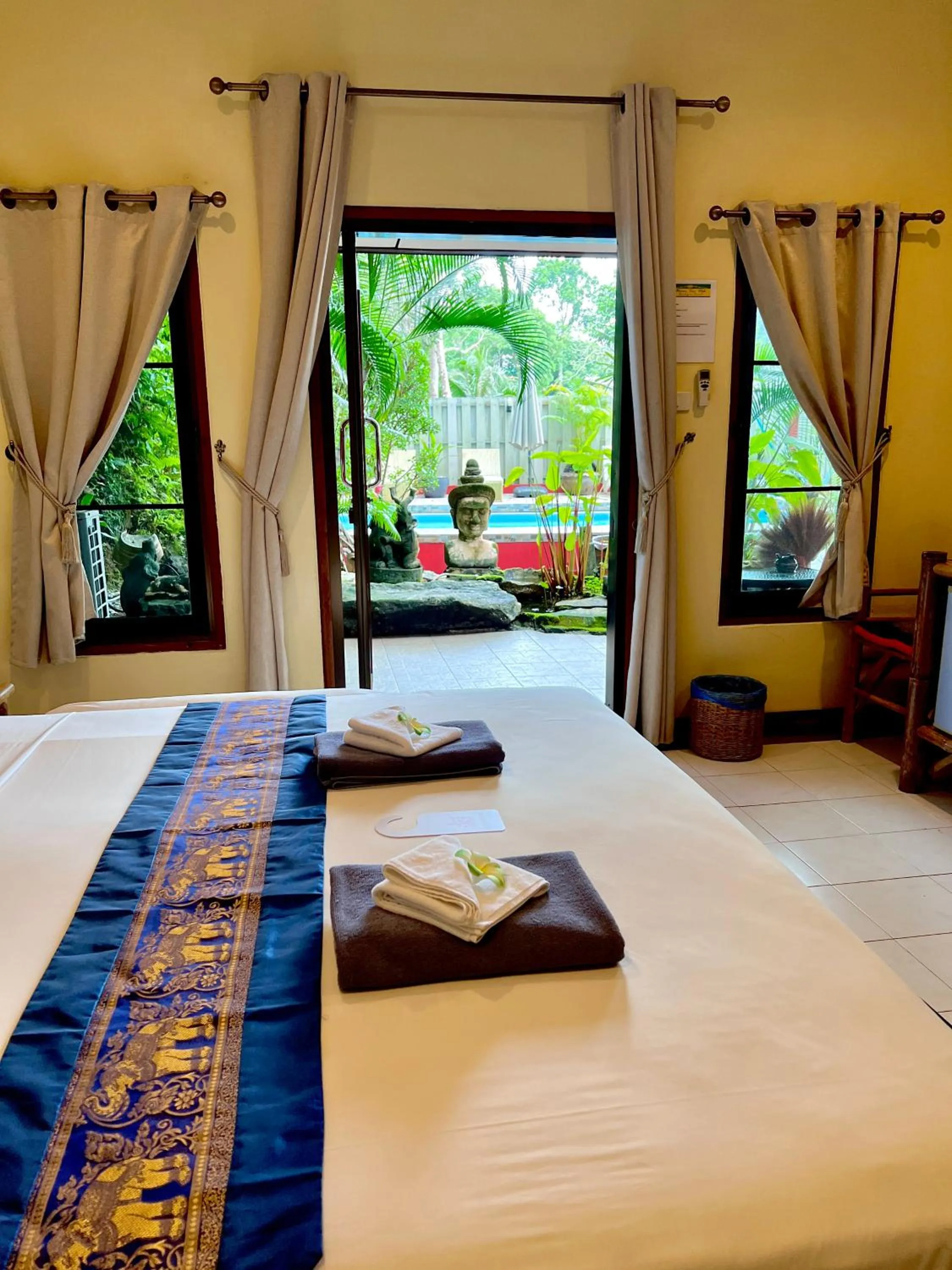 Bedroom, Bed in Baan Ton Rak Boutique Resort