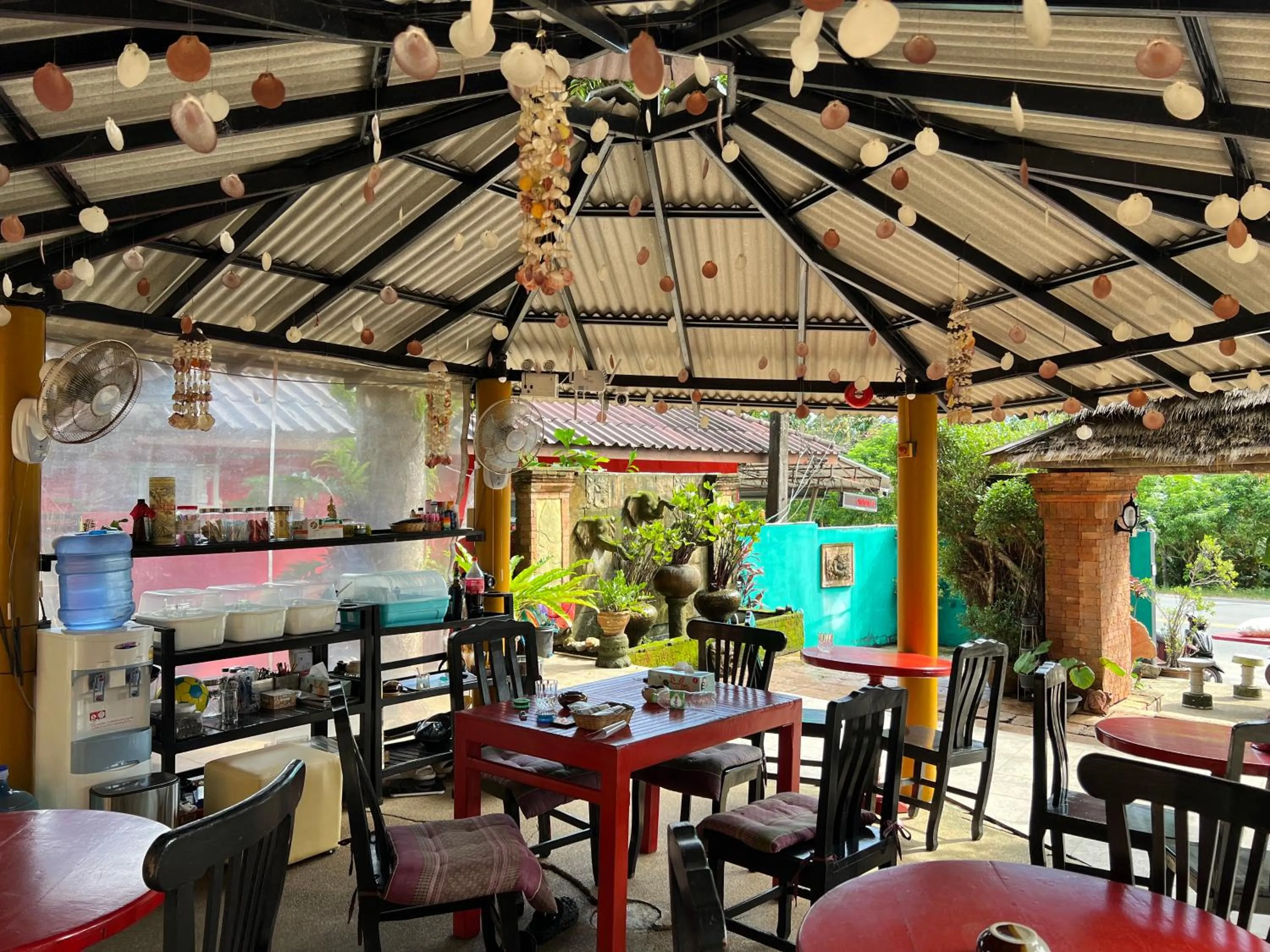 Patio in Baan Ton Rak Boutique Resort