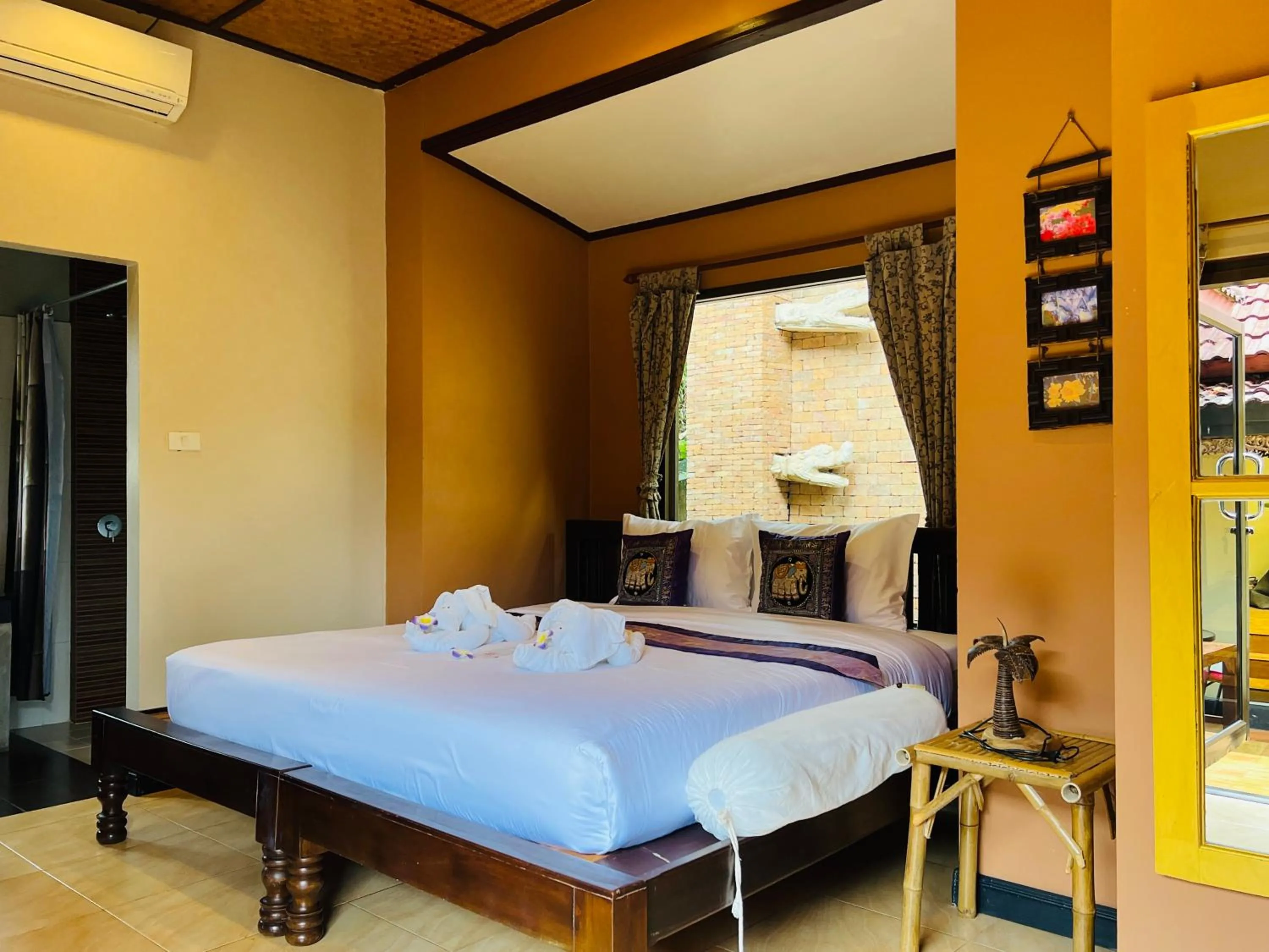 Bedroom, Bed in Baan Ton Rak Boutique Resort