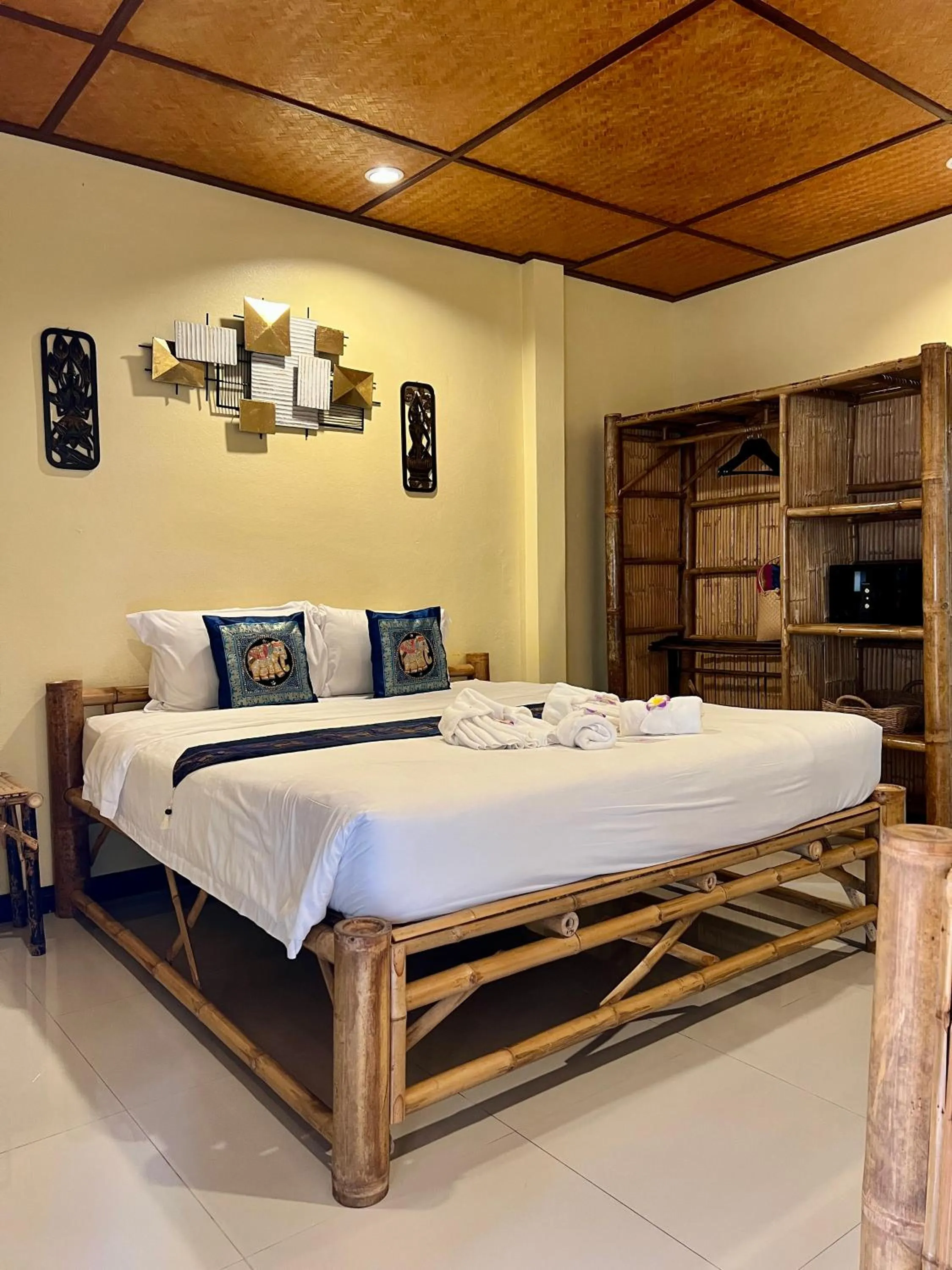 Bedroom, Bed in Baan Ton Rak Boutique Resort
