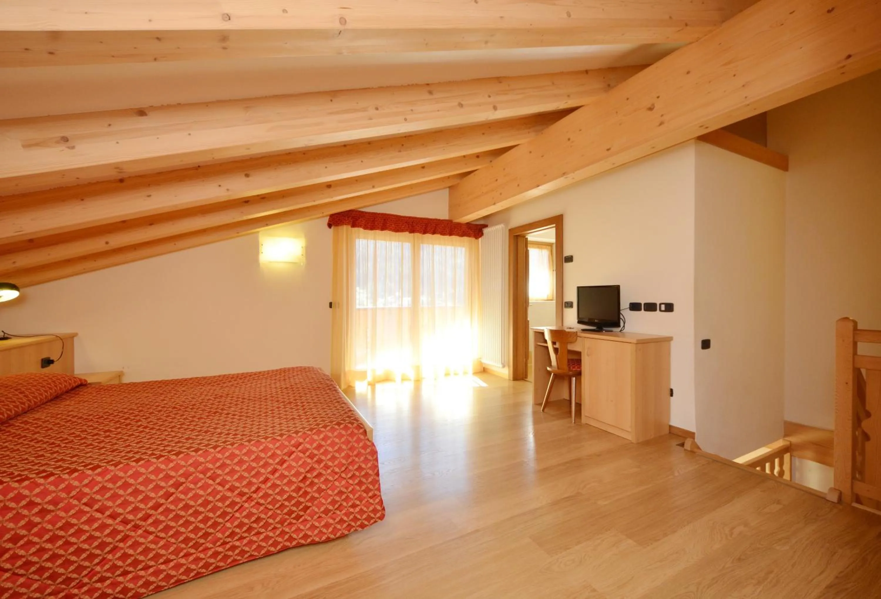 Bed in Hotel La Soldanella