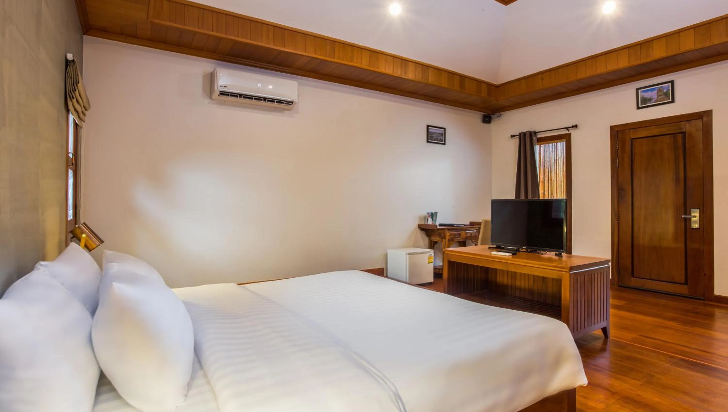 Bed in BB Angkor Green Resort