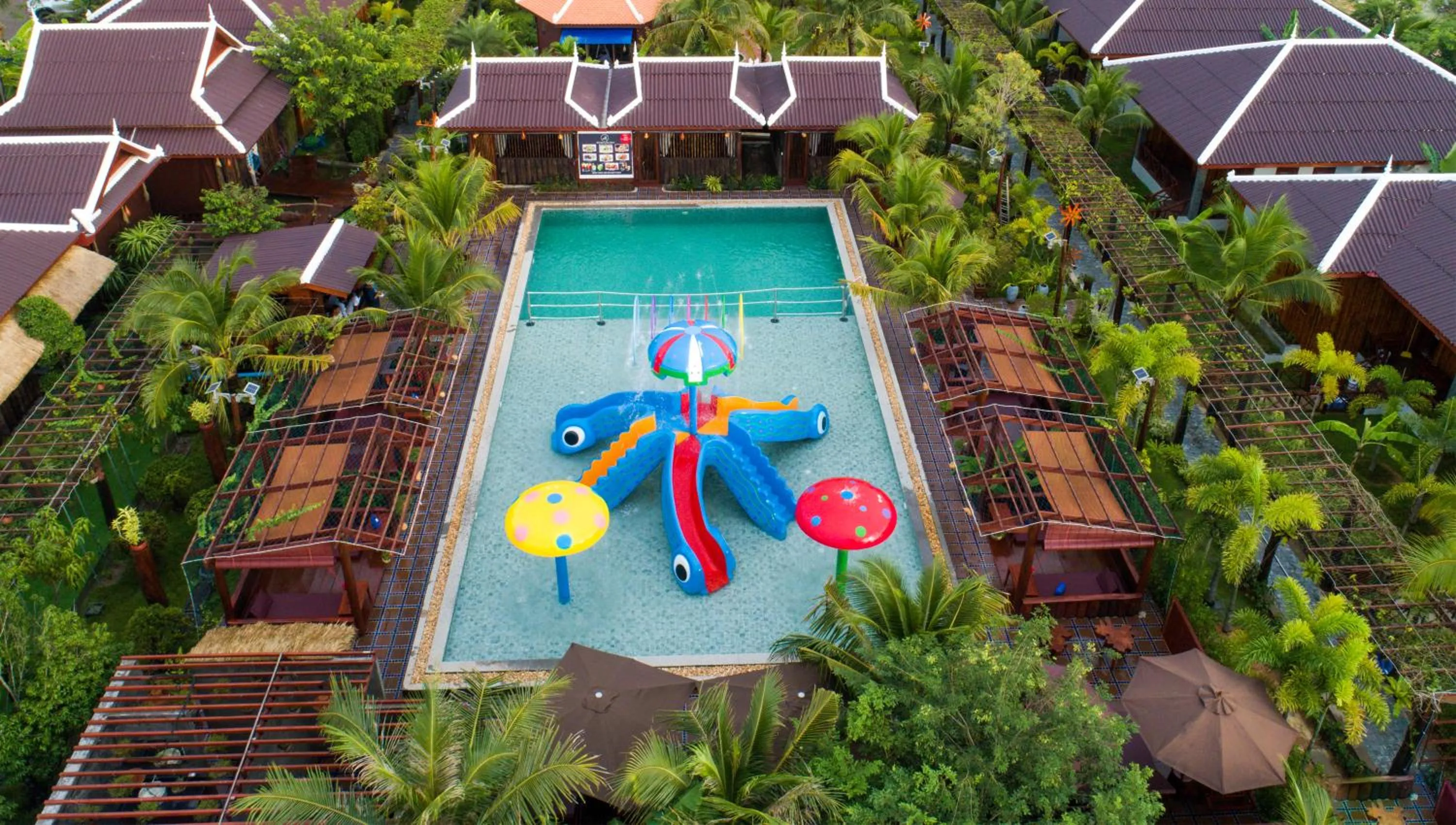 Pool view in BB Angkor Green Resort