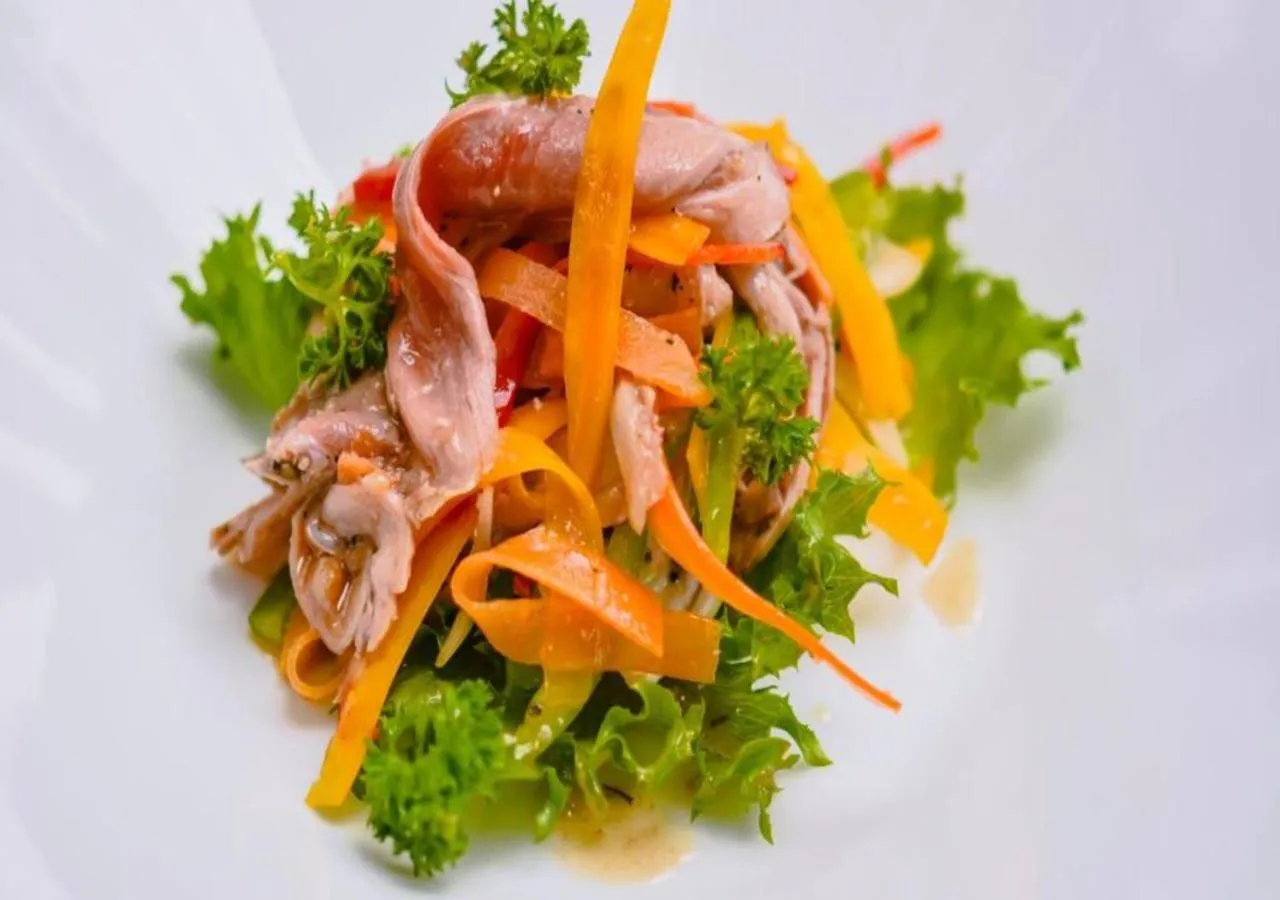 Restaurant/places to eat in BB Angkor Green Resort