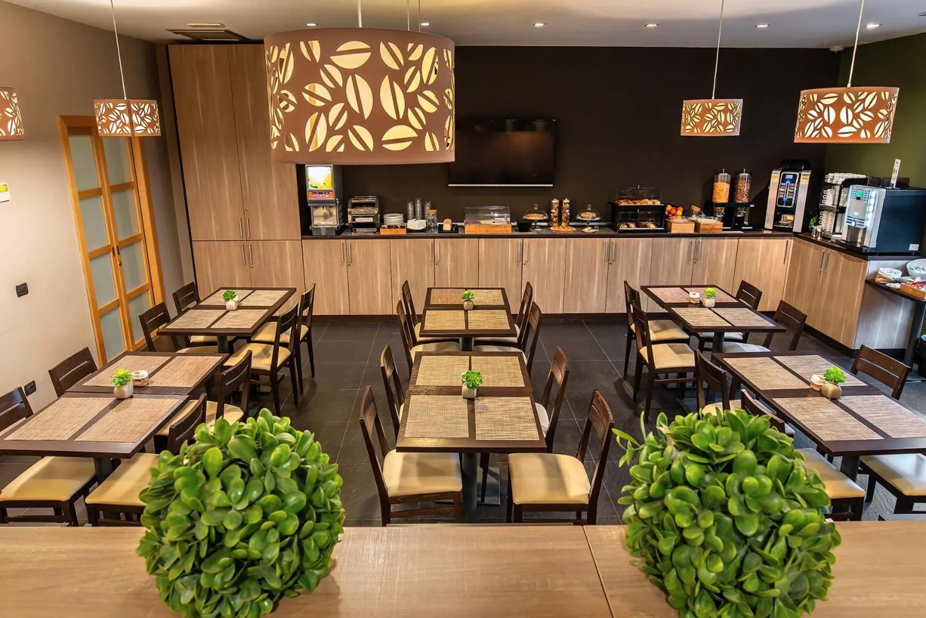 Restaurant/places to eat in Hotel Roma Sud