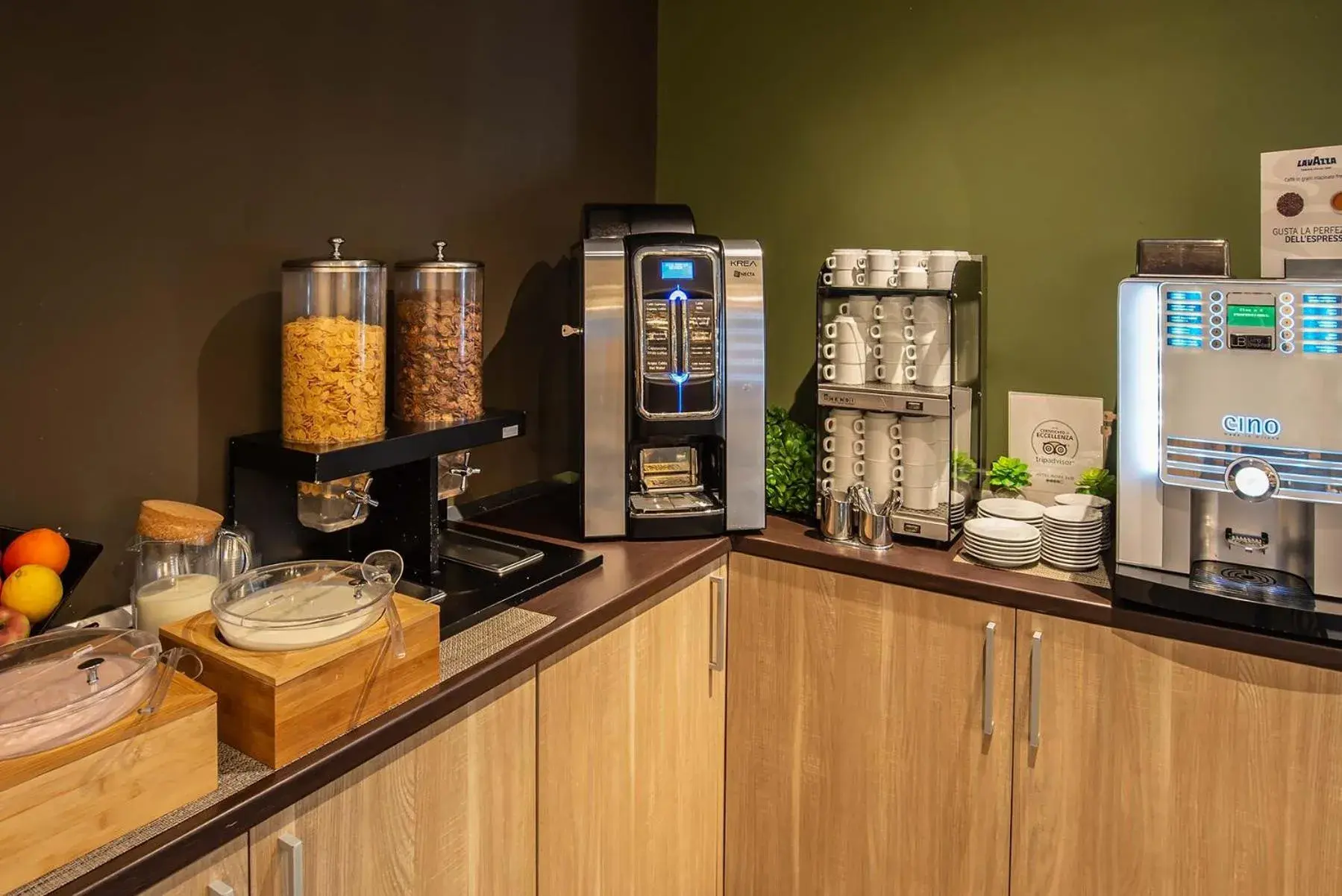 Continental breakfast in Hotel Roma Sud Continental breakfast in Hotel Roma Sud