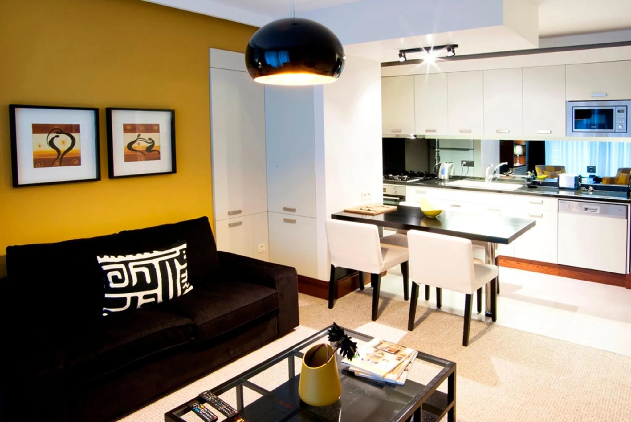 Kitchen or kitchenette in 116 Residence