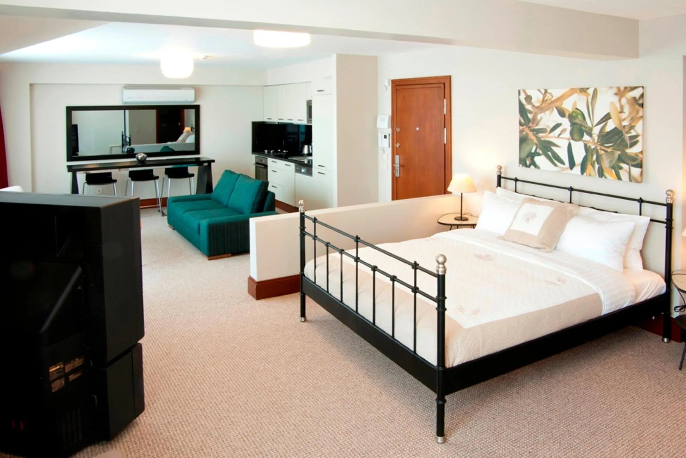 Photo of the whole room, Bed in 116 Residence