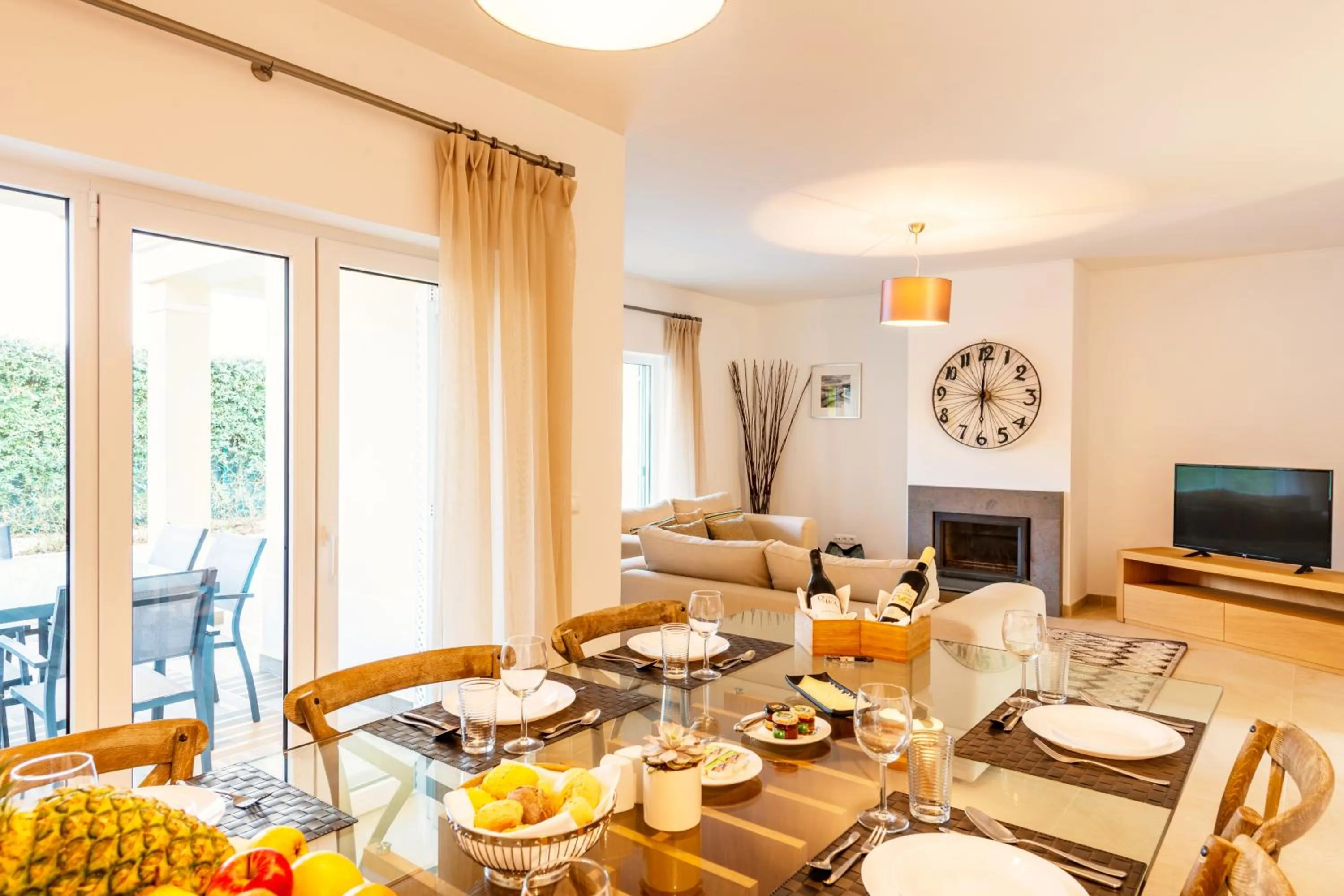 Living room in The Village – Praia D’El Rey Golf & Beach Resort