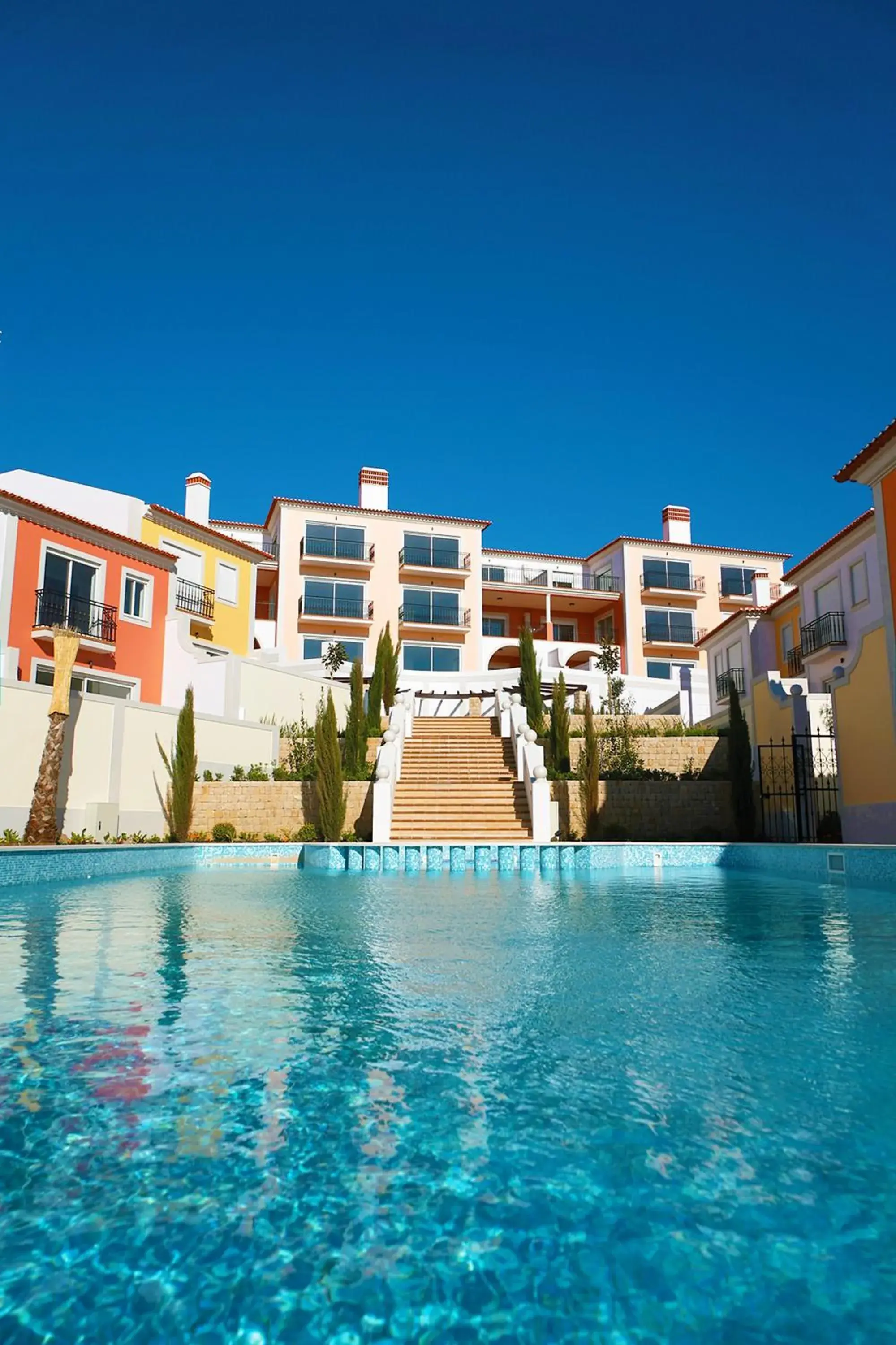 Three-Bedroom Apartment by the Ocean in The Village – Praia D’El Rey Golf & Beach Resort Three-Bedroom Apartment by the Ocean in The Village – Praia D’El Rey Golf & Beach Resort