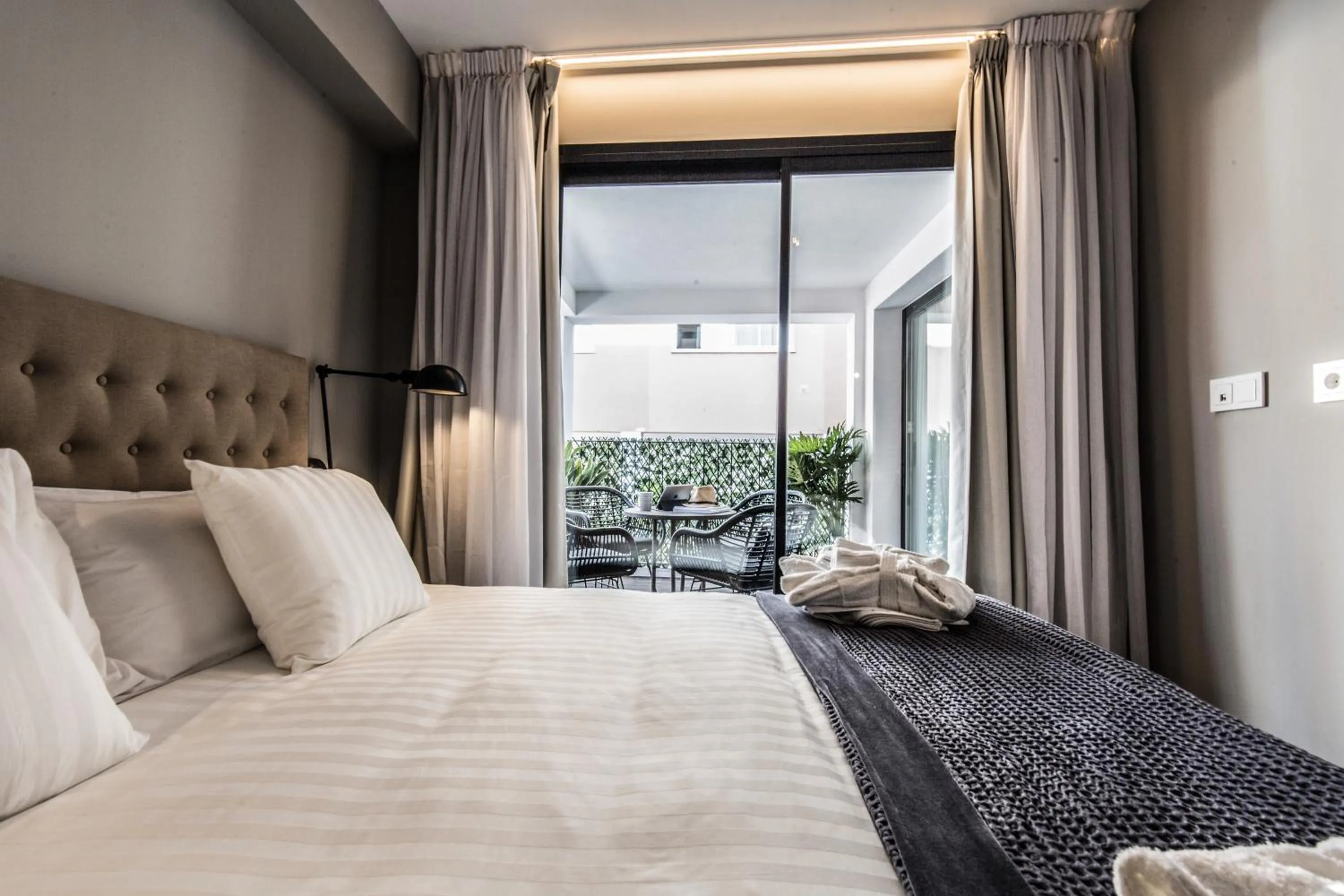 Bed in Terreno Suites