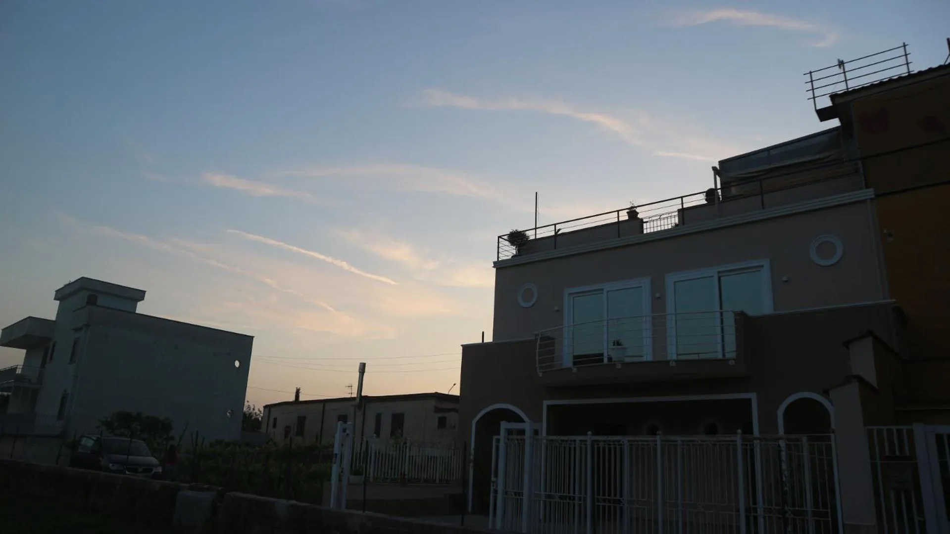 Property building in Villa Bema