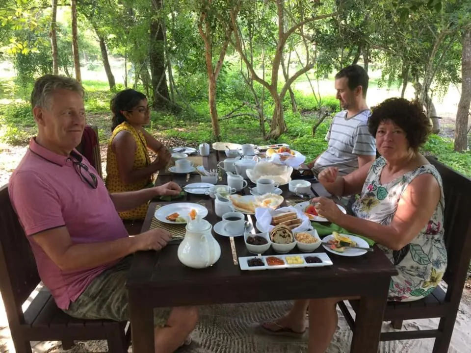 Breakfast in Wadula Safari - Yala