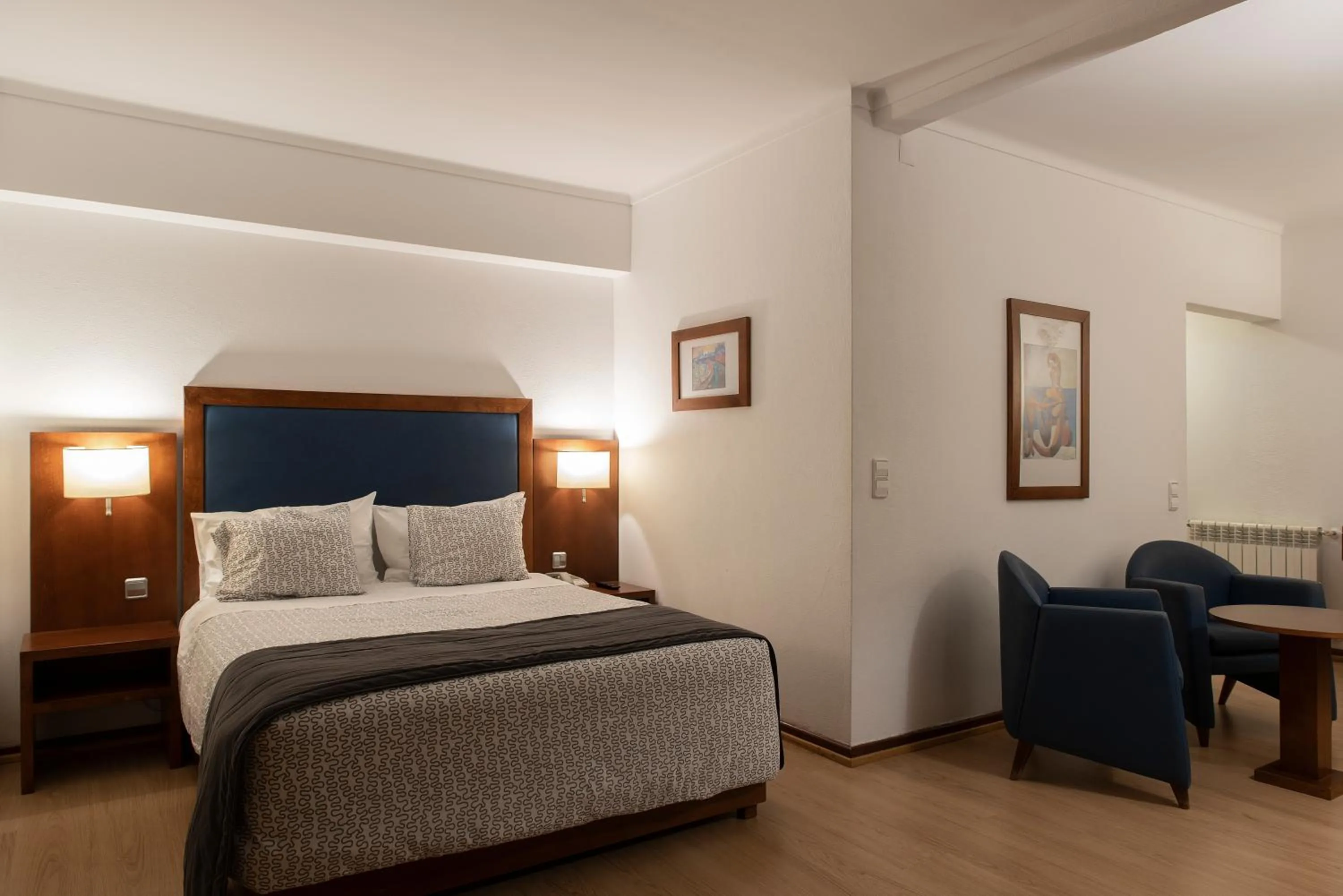 Bedroom, Bed in Hotel Samasa Fundao